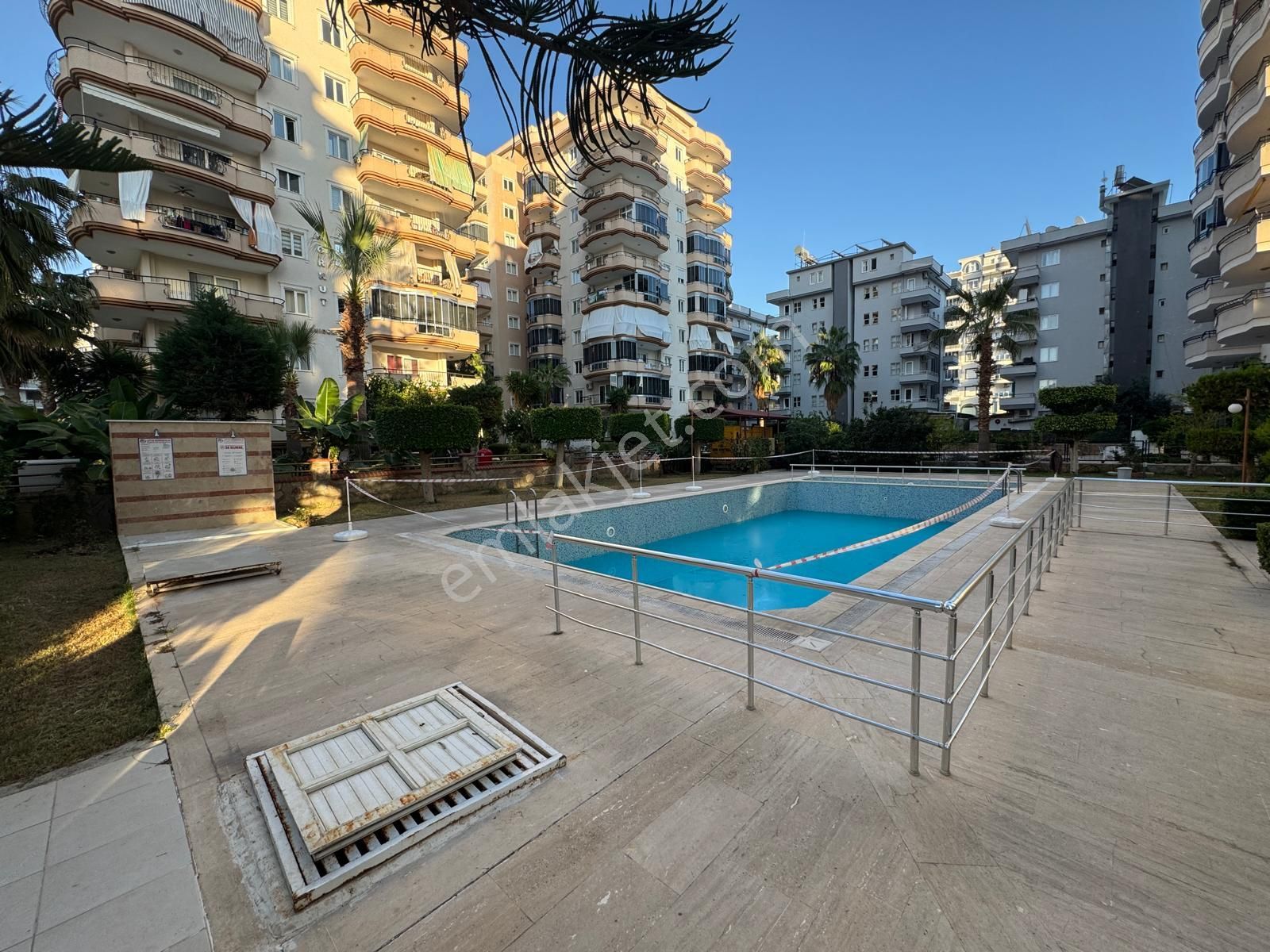 Alanya Mahmutlar'da Arakat Güney Cepheli Merkezi Konumda 3 Balkonlu Satılık 2+1 Daire ! - Görsel 22