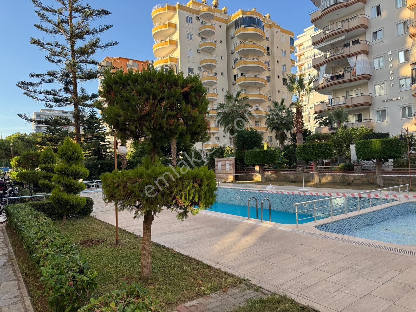 Alanya Mahmutlar'da Arakat Güney Cepheli Merkezi Konumda 3 Balkonlu Satılık 2+1 Daire ! - Görsel 27