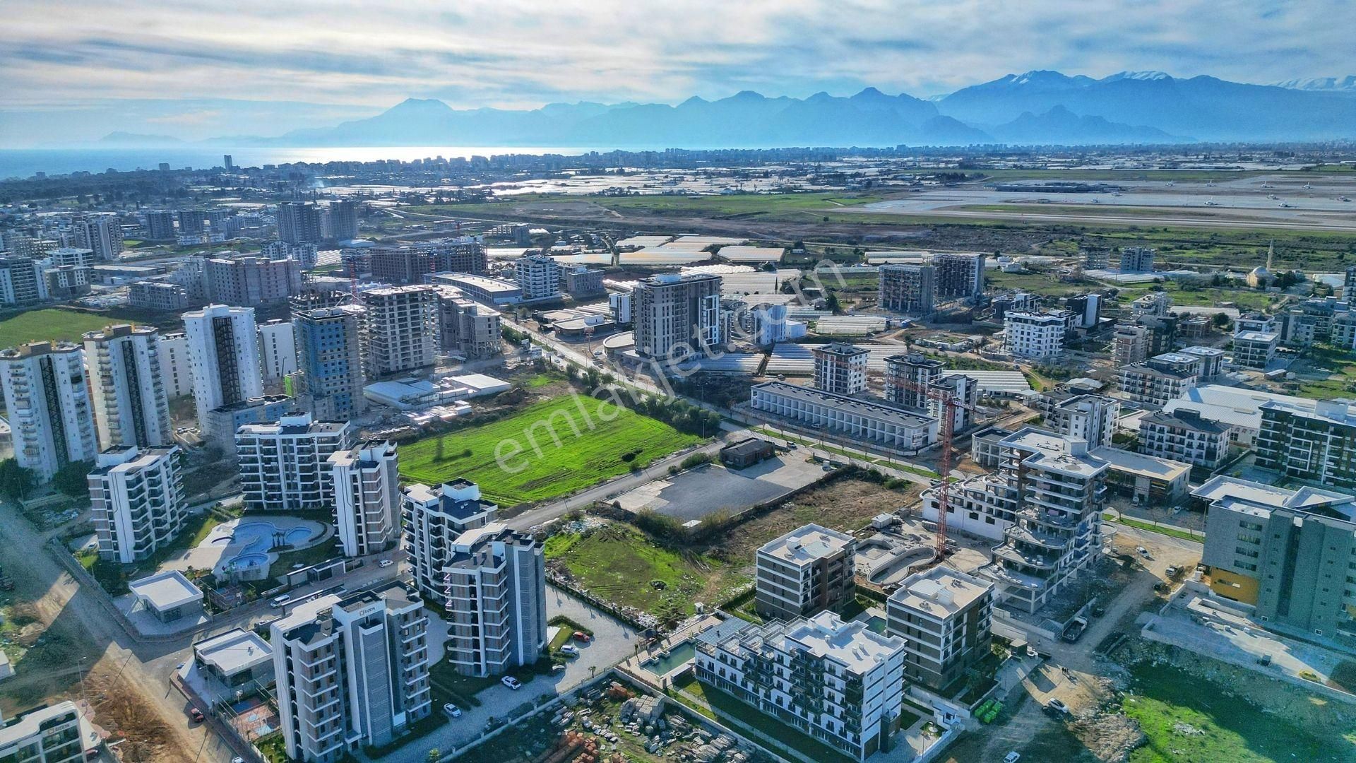 Altıntaş'ta Satılık Konut+ticari Arsa - Görsel 2