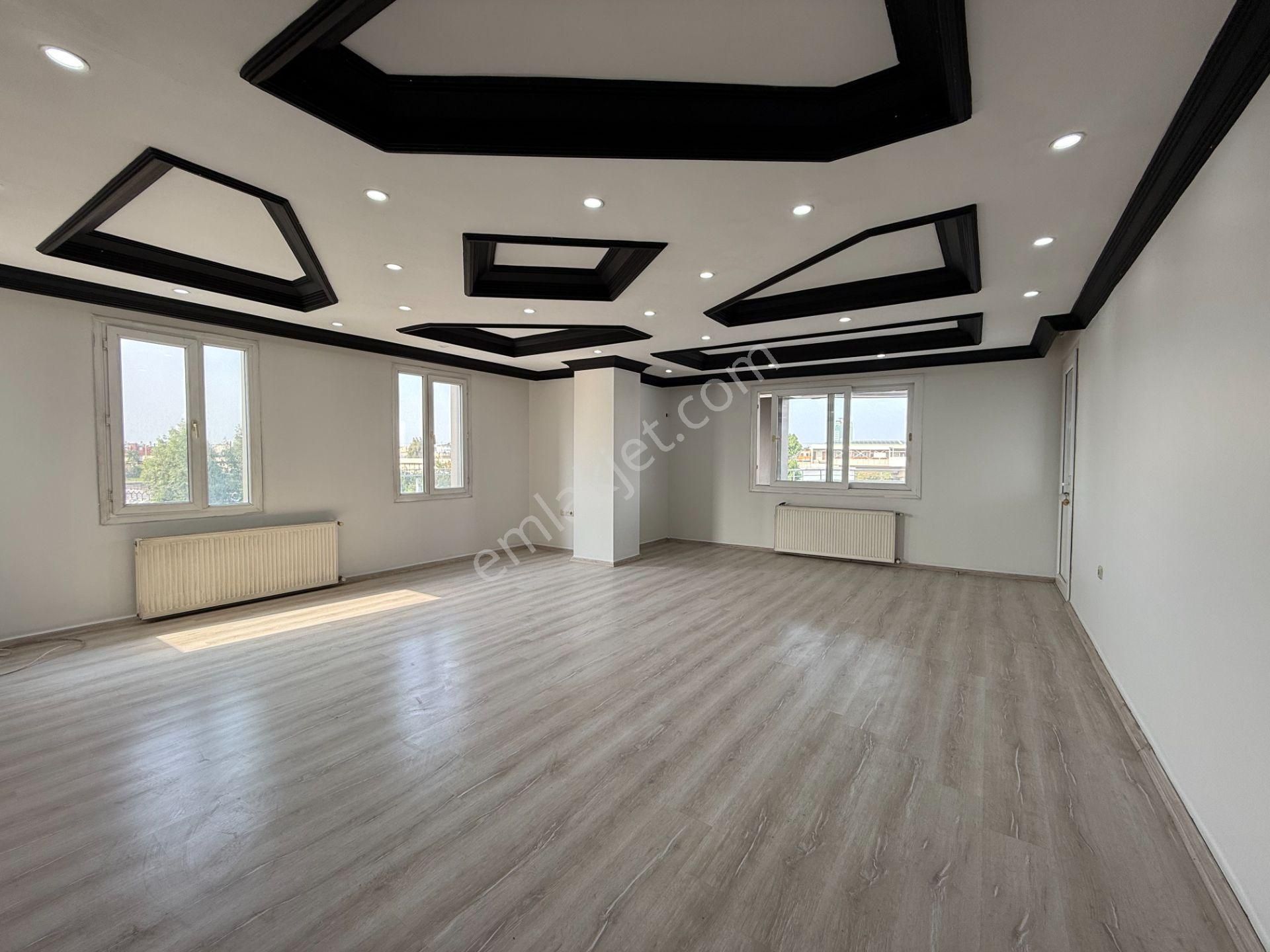 Seyhan Mah. 4+1 280 M2 Her Kat Tek - Geniş Teraslı Kiralık Daire