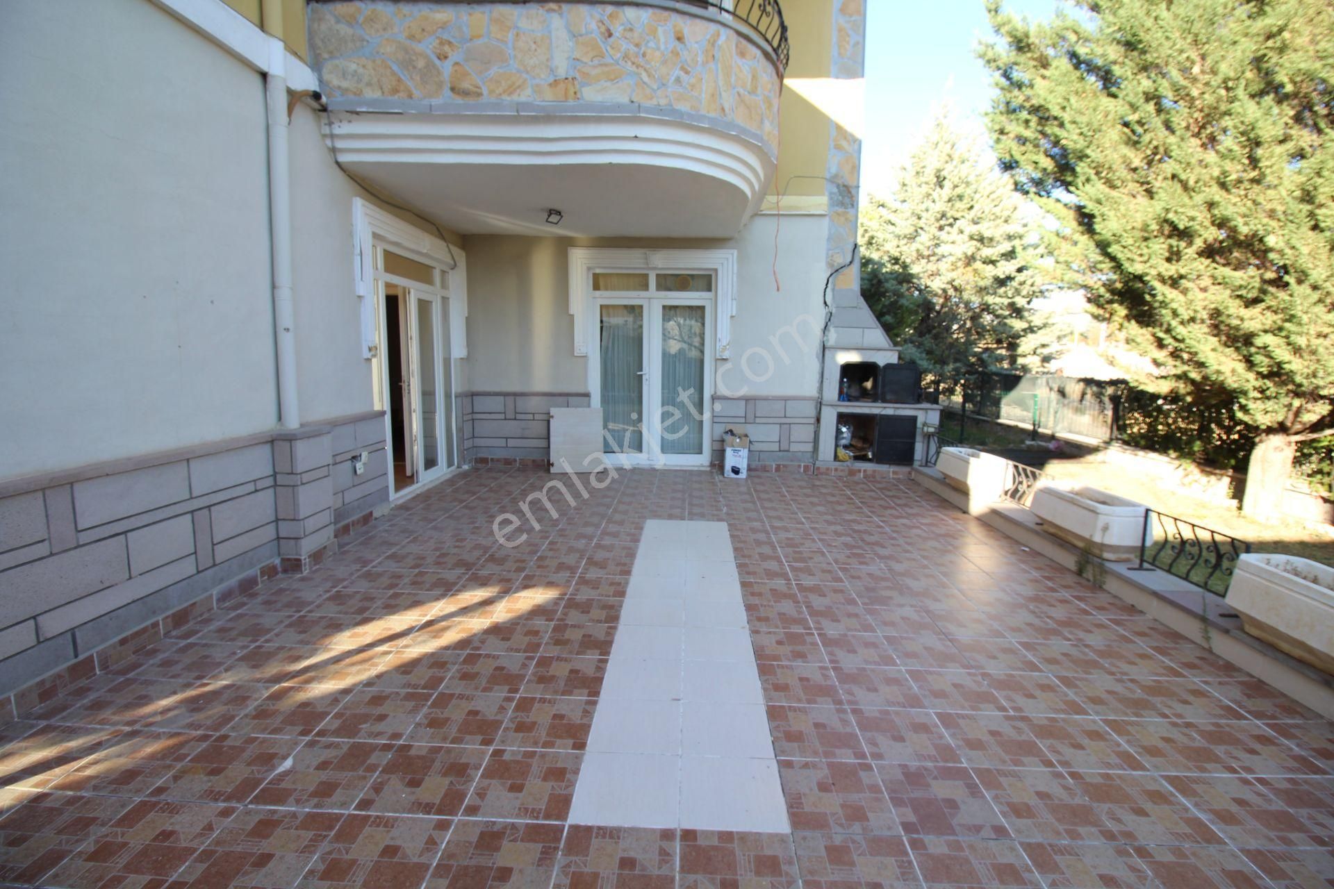 Aksaray Y. Emre Mahallesi Site İçinde Kiralık 3+1 Dubleks Villa - Görsel 13