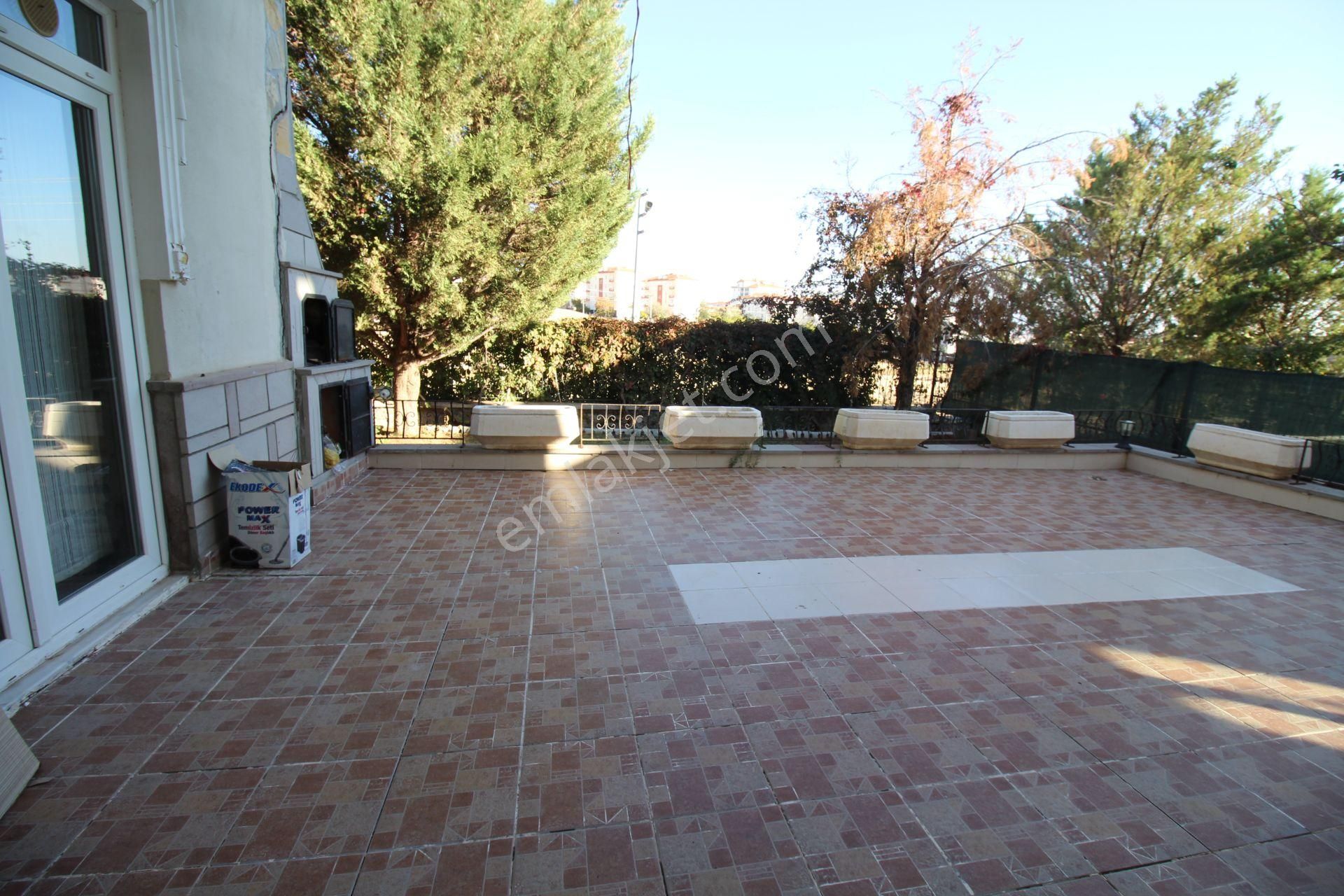 Aksaray Y. Emre Mahallesi Site İçinde Kiralık 3+1 Dubleks Villa - Görsel 11