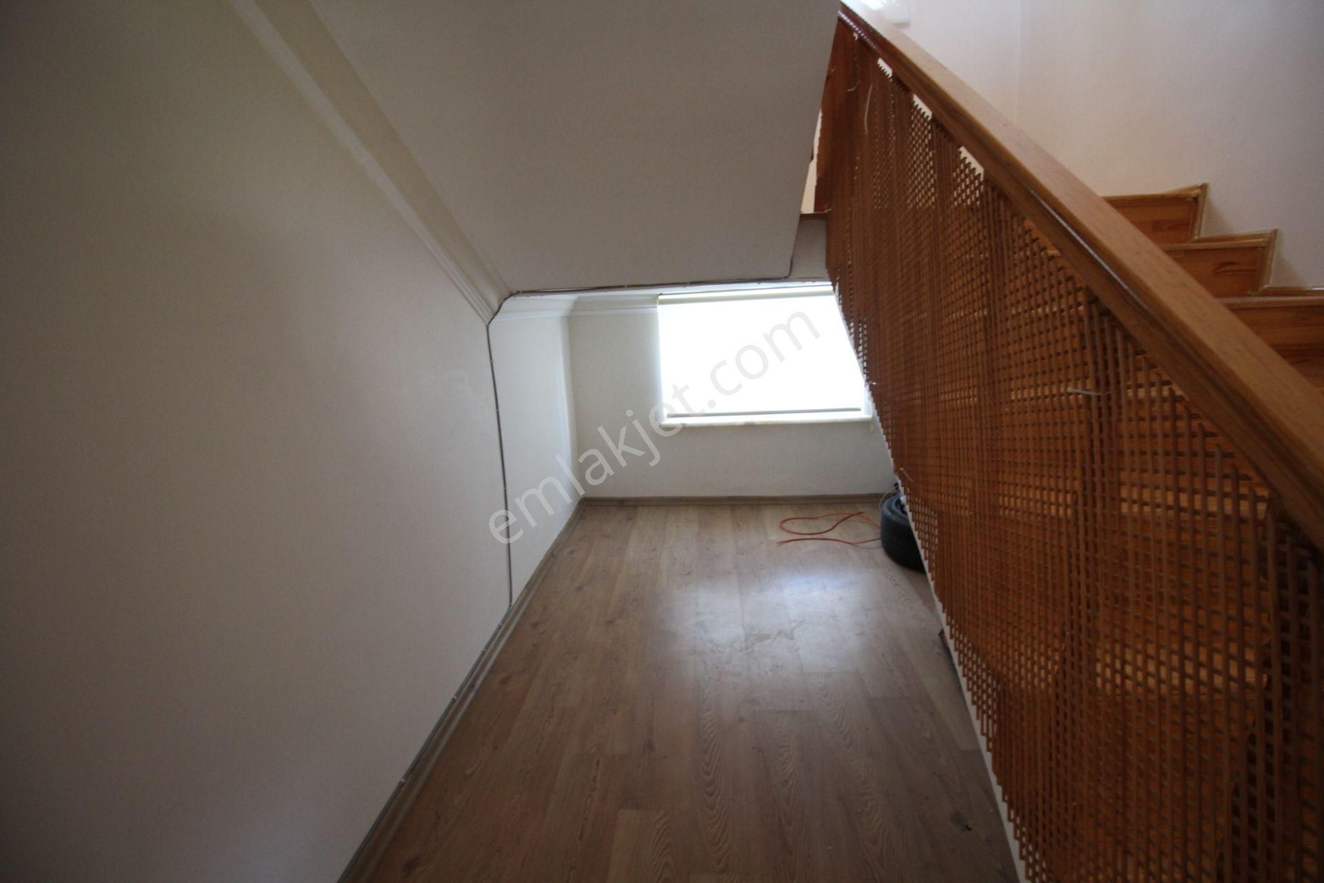 Aksaray Y. Emre Mahallesi Site İçinde Kiralık 3+1 Dubleks Villa - Görsel 18