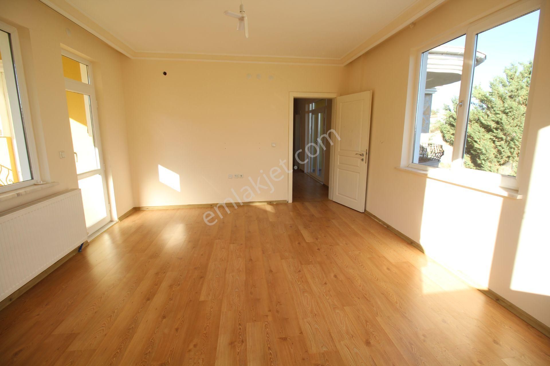 Aksaray Y. Emre Mahallesi Site İçinde Kiralık 3+1 Dubleks Villa - Görsel 25