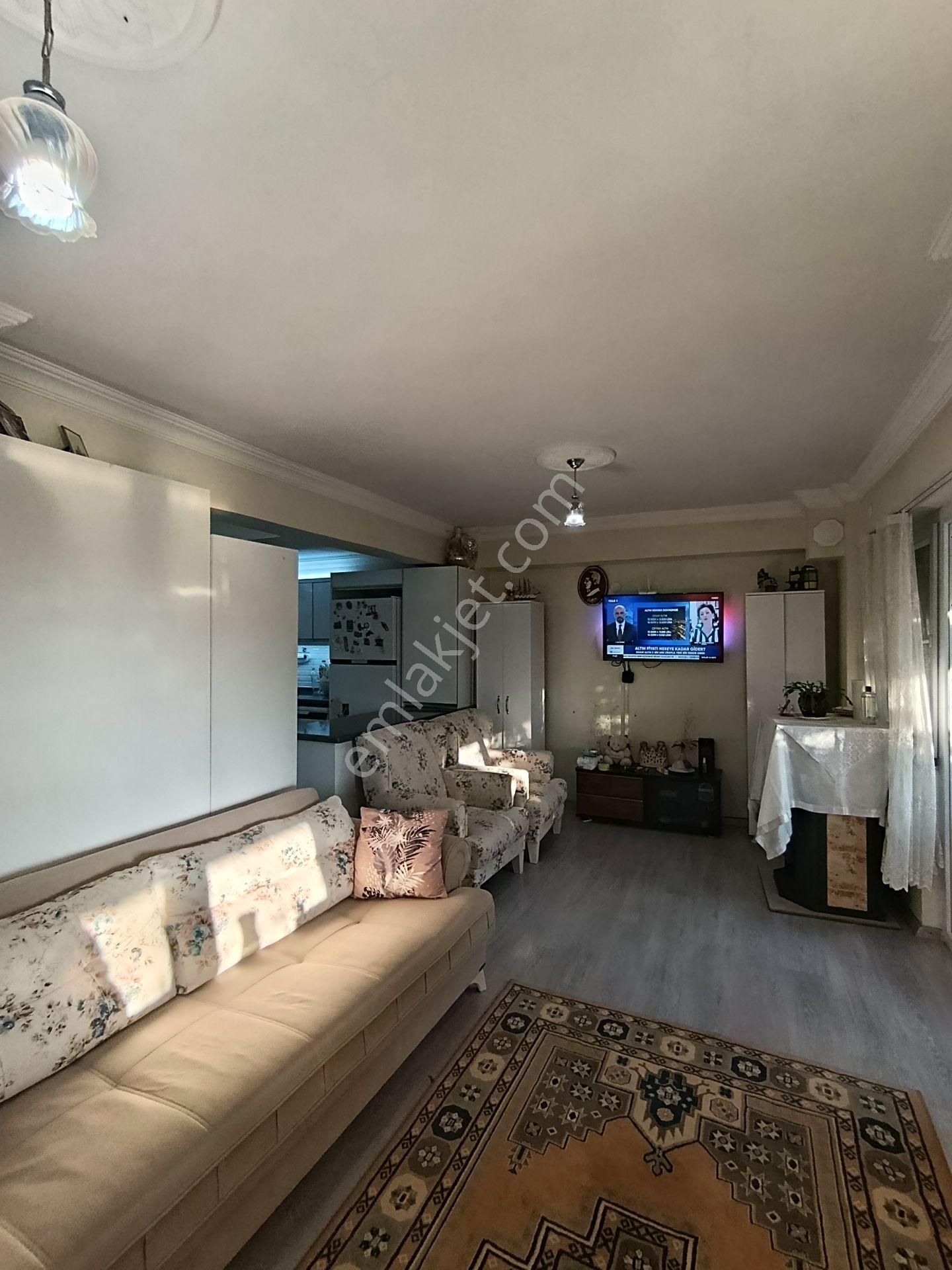 Dikili Salihleraltı'nda Deniz Manzaralı,hobi Başçeli Köşe Villa - Görsel 17