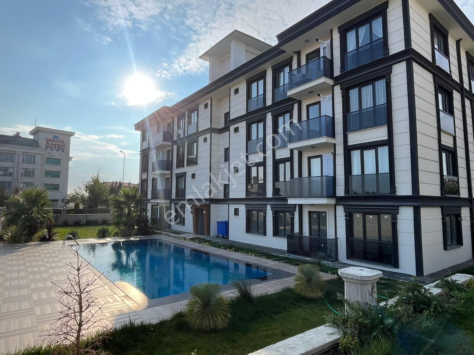 Büyükçekmece Kumburgaz'da Lüks Sitese Havuzlu 2+1 Kiralık Daire - Görsel 15