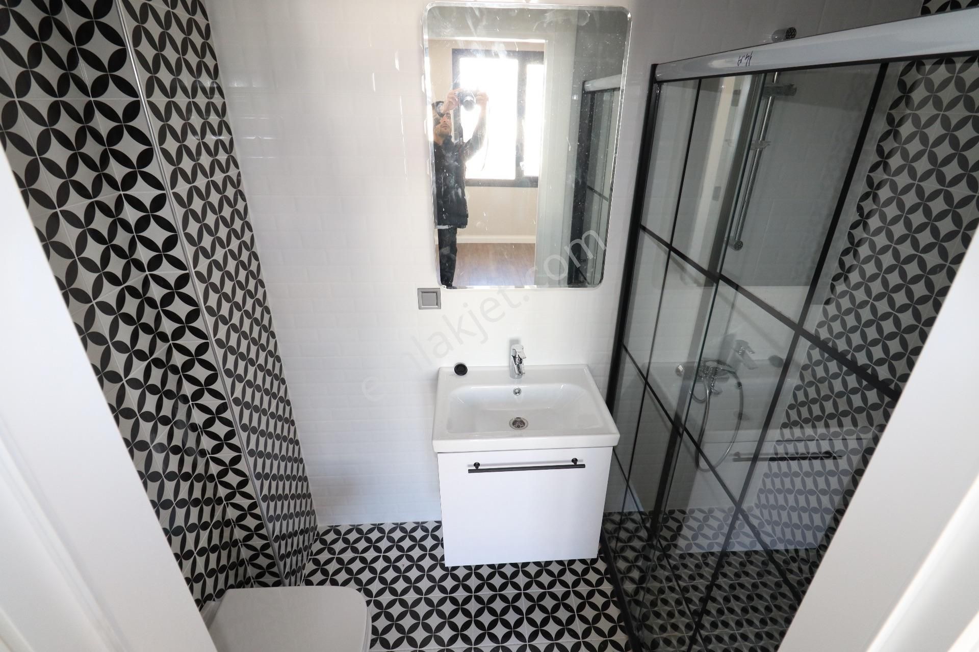 Güre Sahil Tarafında Satılık Havuzlu Sitede 3+1 Villa - Görsel 32