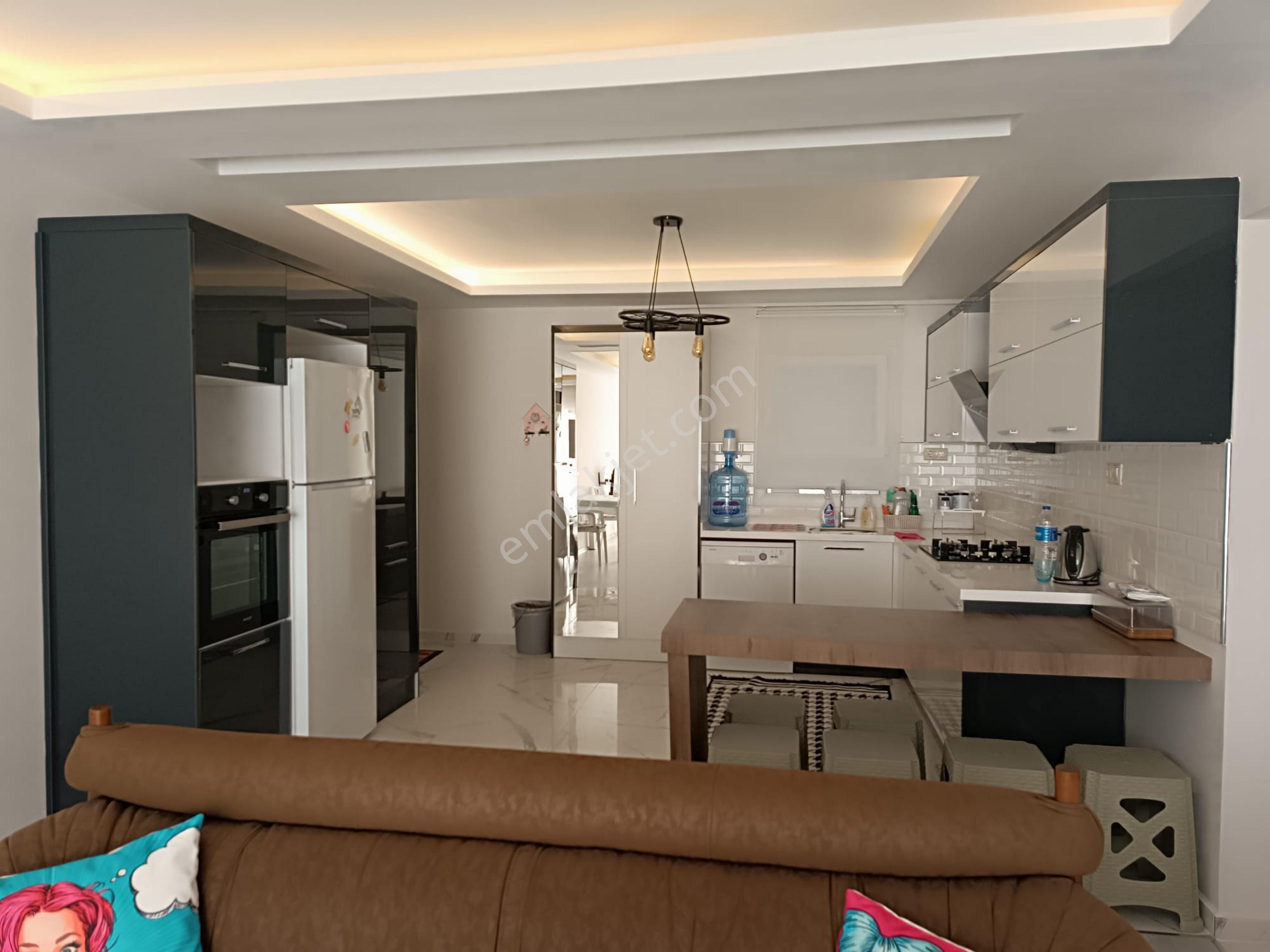 Değirmendere'de Nezih Bir Sitede 3+1 Havuzlu Sitede Satılık Daire - Görsel 5