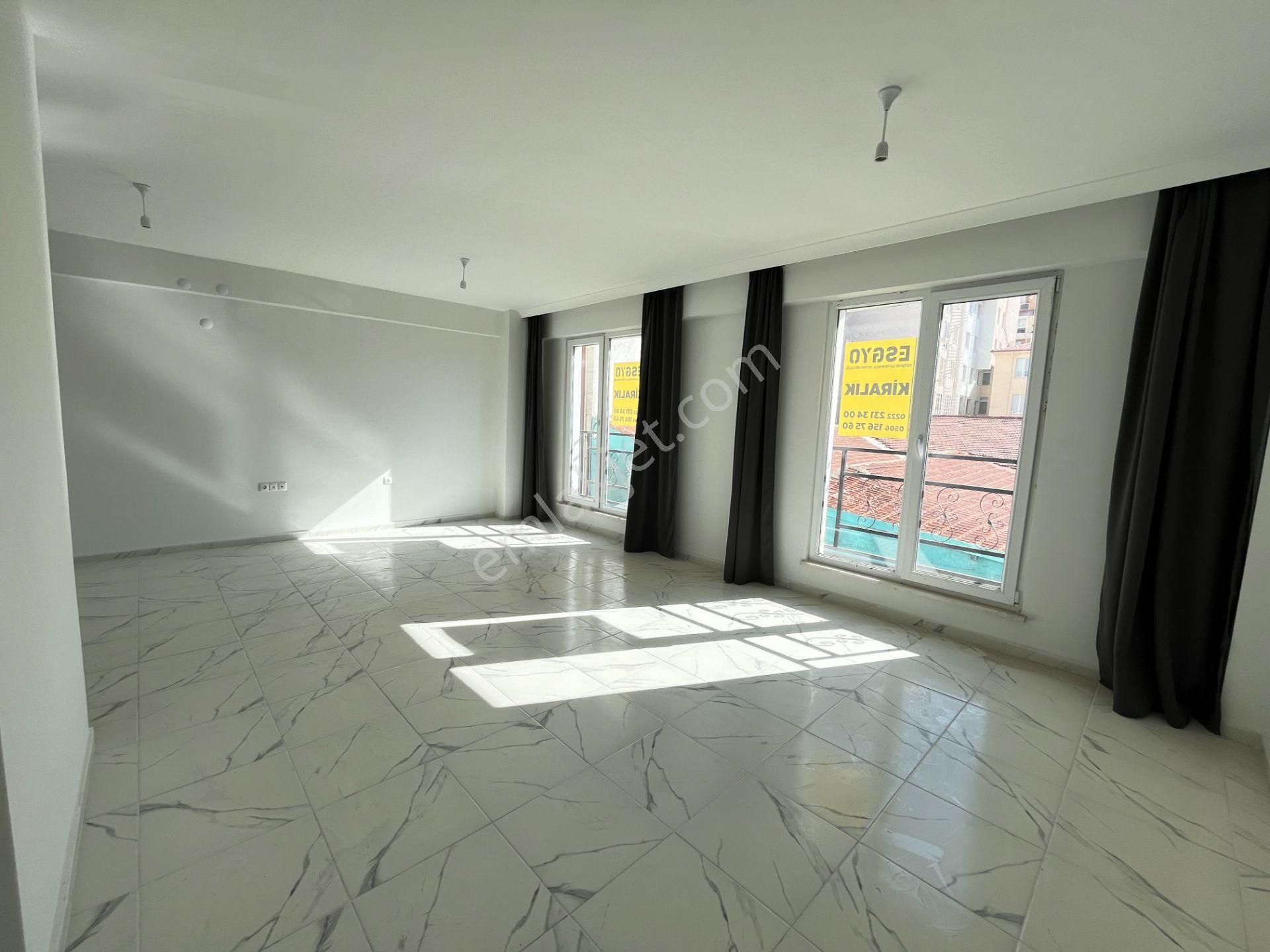 Esgyo'dan Estü, Tramvay Yakını, Asansörlü, Yerden Isıtma 1+1 Ve 2+1 Daireler - Görsel 18