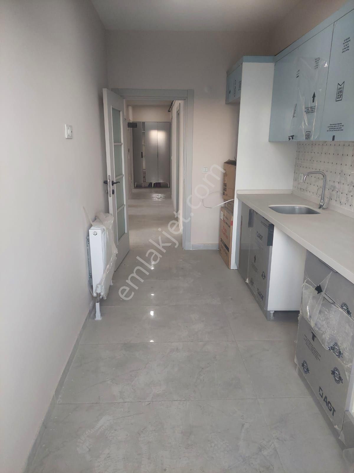 Pusula İnşaattan Cebeci Mah. Sitede Otoparklı Güvenlikli 3+1 Daire - Görsel 25