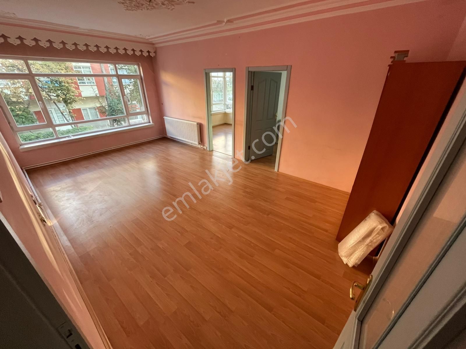 Relax'tan Şehir Hastanesi Yakını 1.kat Ön Cephe Yeni Boyalı 3+1 Fırsatt - Görsel 3