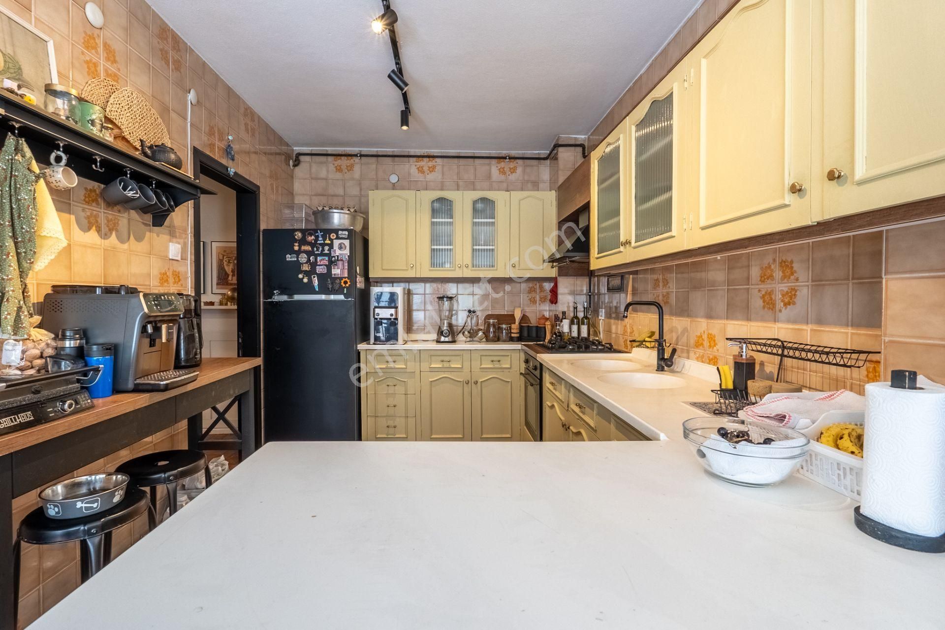 Bostanlı Sahilin 1 Paralel Sokağı Geniş Bakımlı Satılık 3+1 Daire - Görsel 8