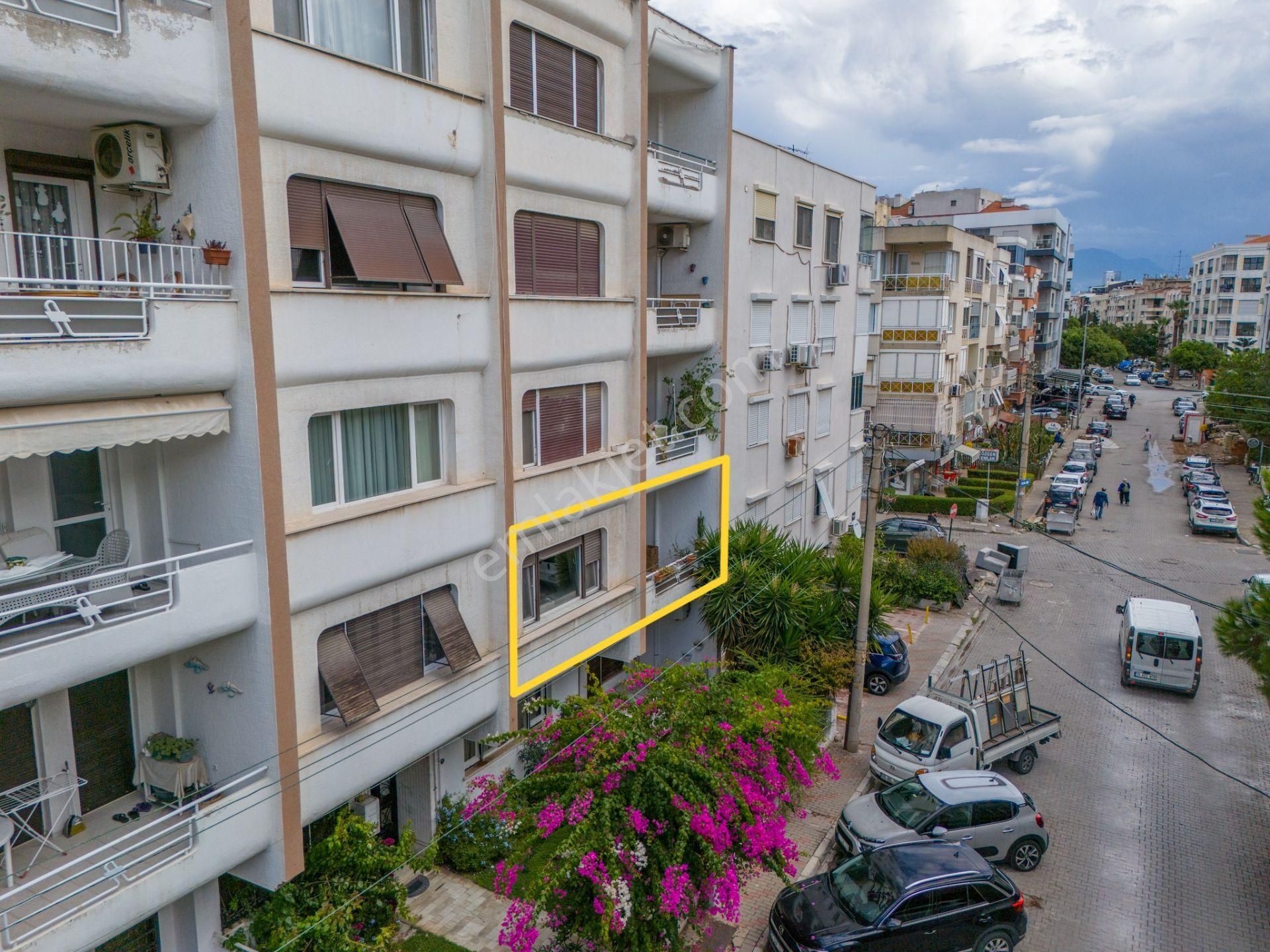 Bostanlı Sahilin 1 Paralel Sokağı Geniş Bakımlı Satılık 3+1 Daire - Görsel 32