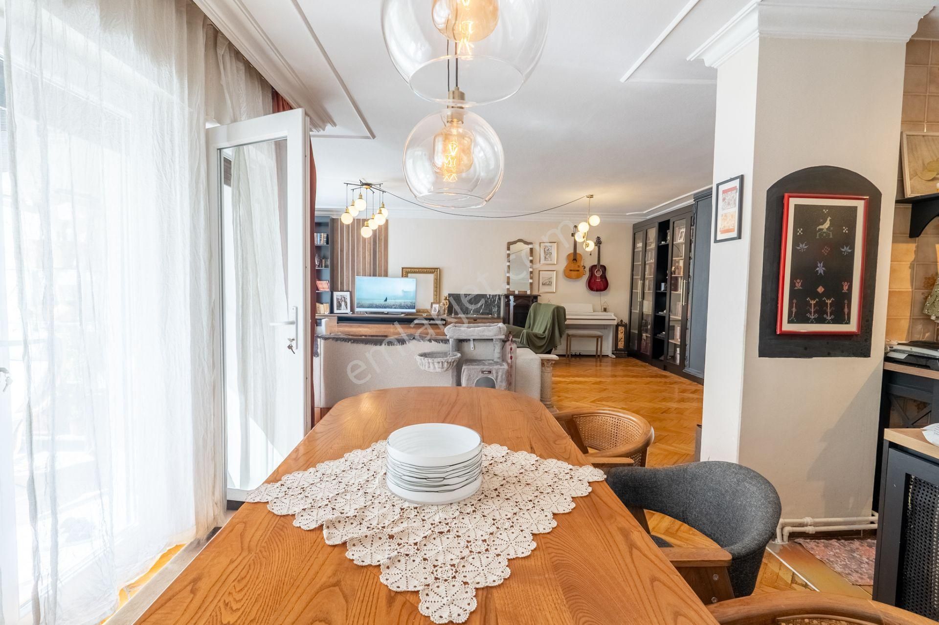 Bostanlı Sahilin 1 Paralel Sokağı Geniş Bakımlı Satılık 3+1 Daire - Görsel 5