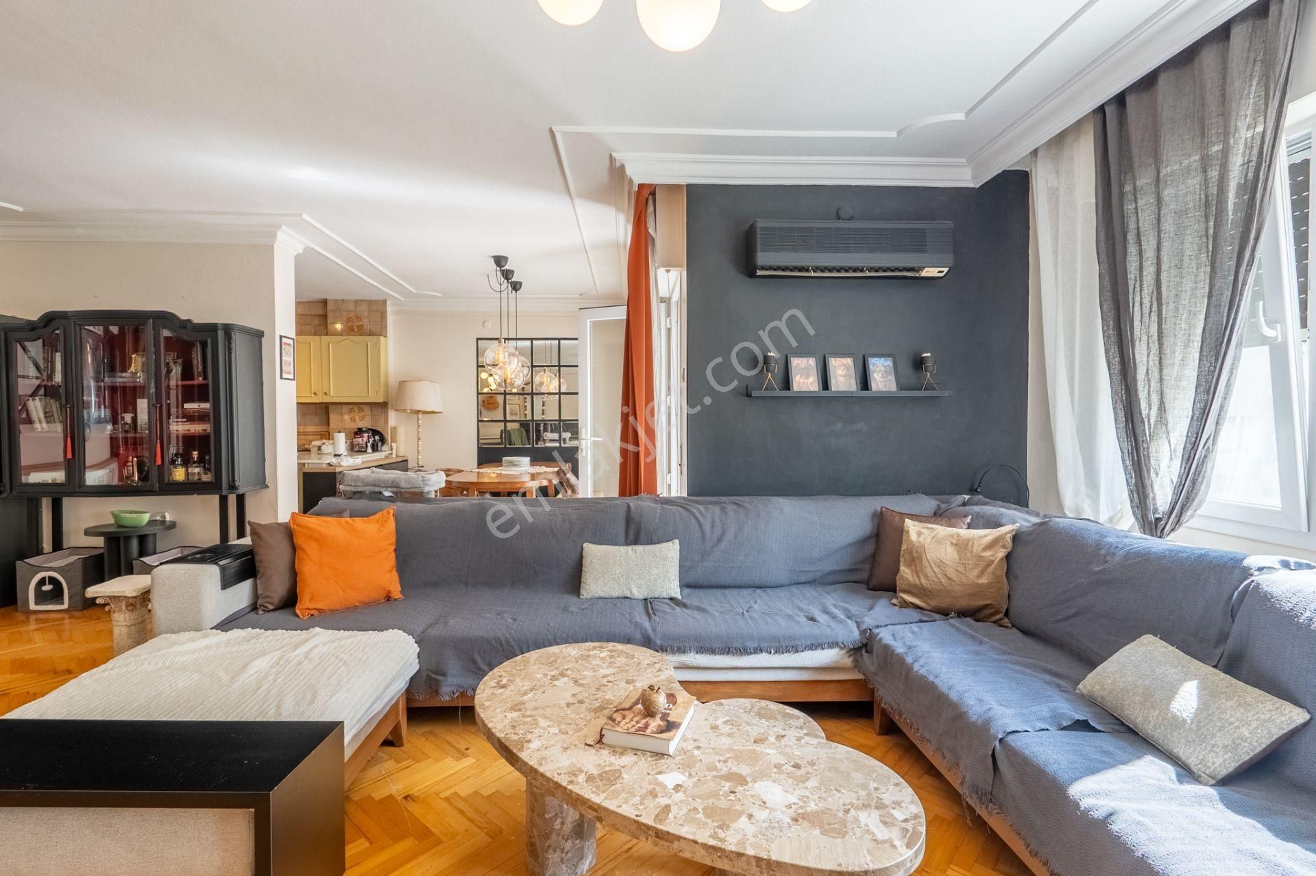 Bostanlı Sahilin 1 Paralel Sokağı Geniş Bakımlı Satılık 3+1 Daire - Görsel 4