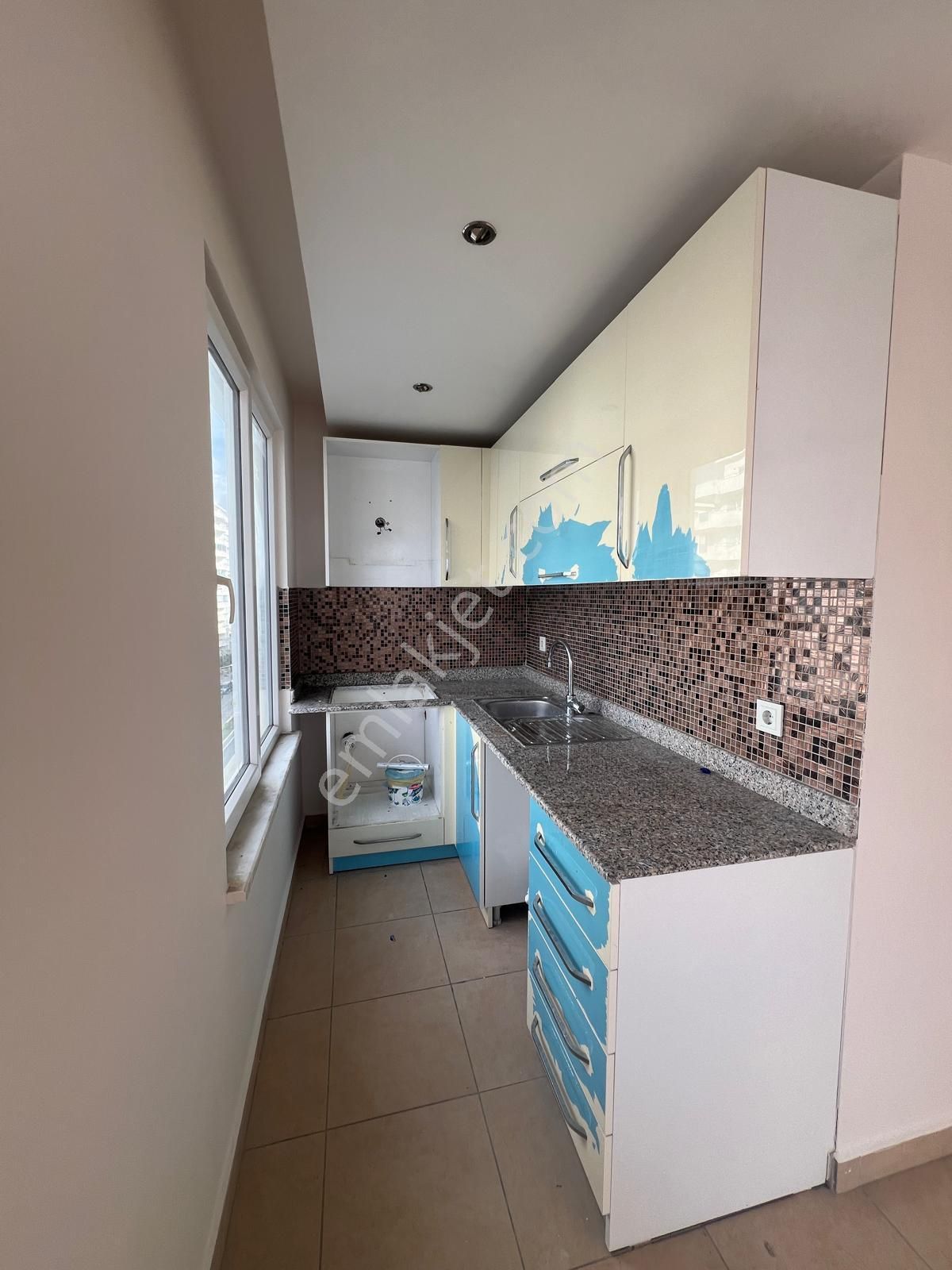 Alanya/mahmutlar 🏡atatürk Caddesi Üzerinde 3+1 🏡‼️ Acil Satılık ‼️ - Görsel 3