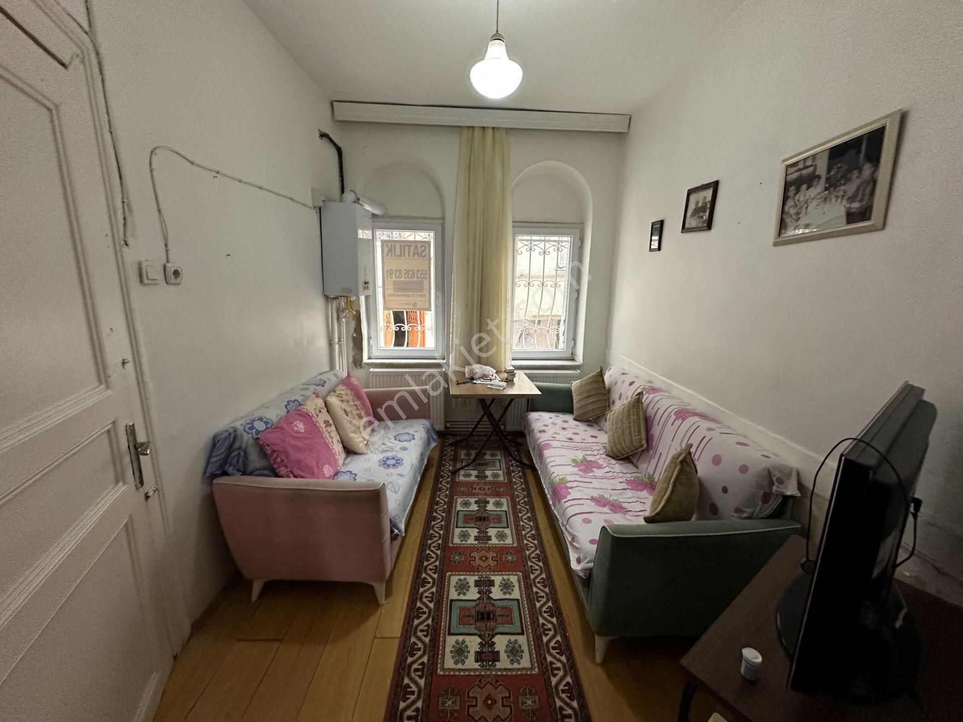 Satılık 4 Katlı Bina - Beyoğlu Tarlabaşı Bölgesinde - Görsel 3