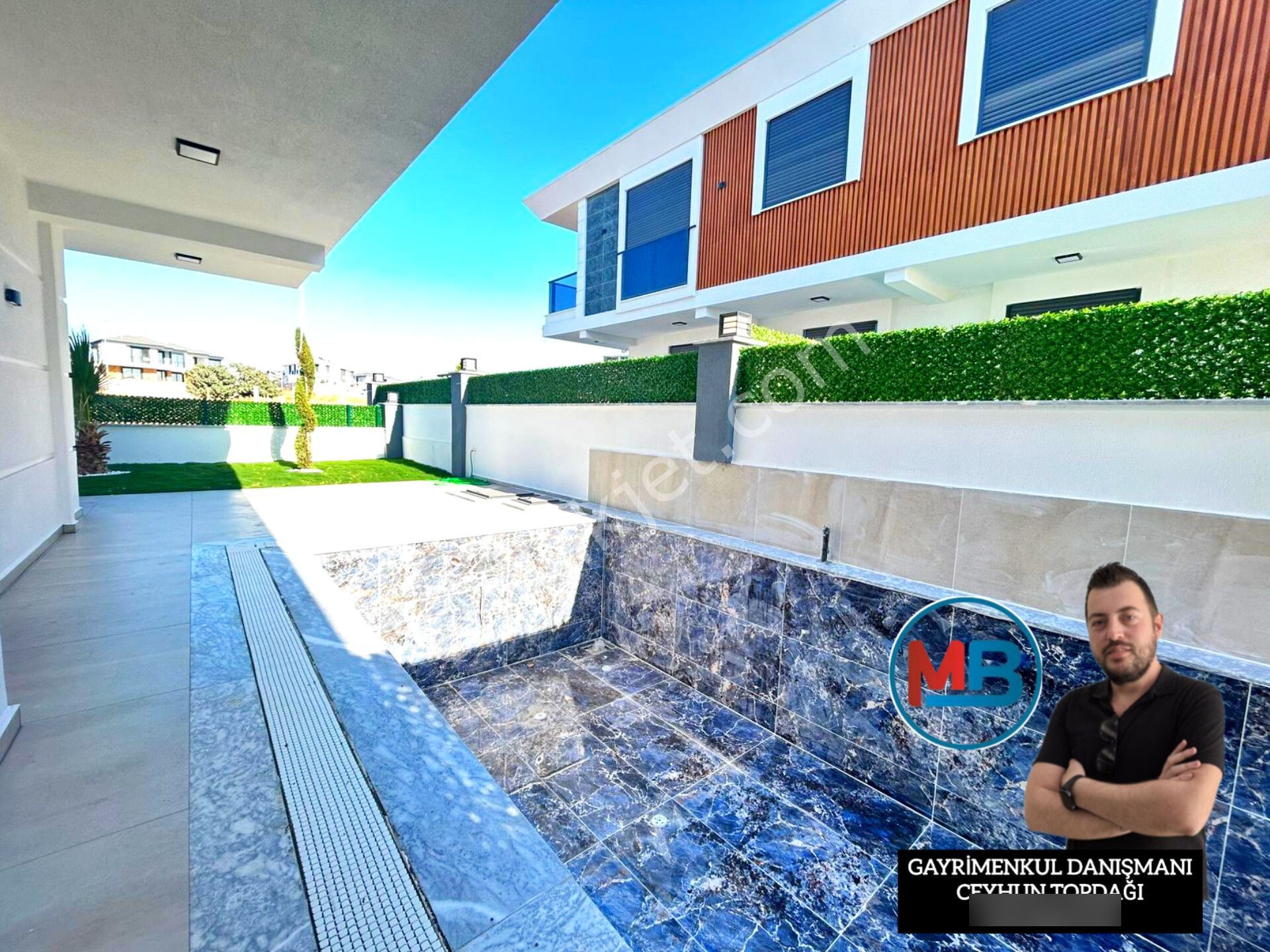 Didimde Satılık 3+1 Sıfır Havuzlu Bahçeli Müstakil Villa! - Görsel 3