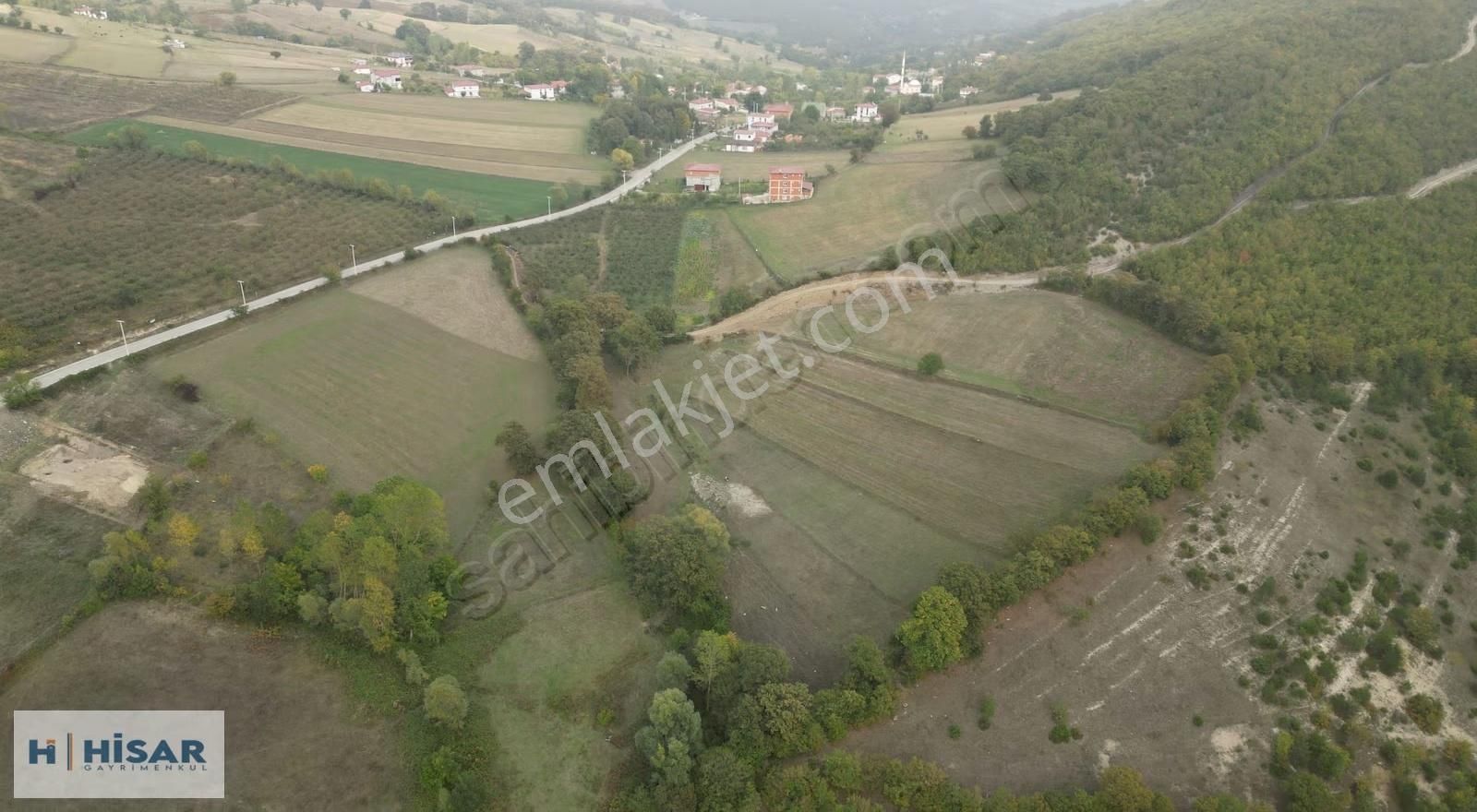 Hisardan-ev Yapımna Uygun-kadastro Yolu-asfalt Yol-çevrili Tarla - Görsel 21