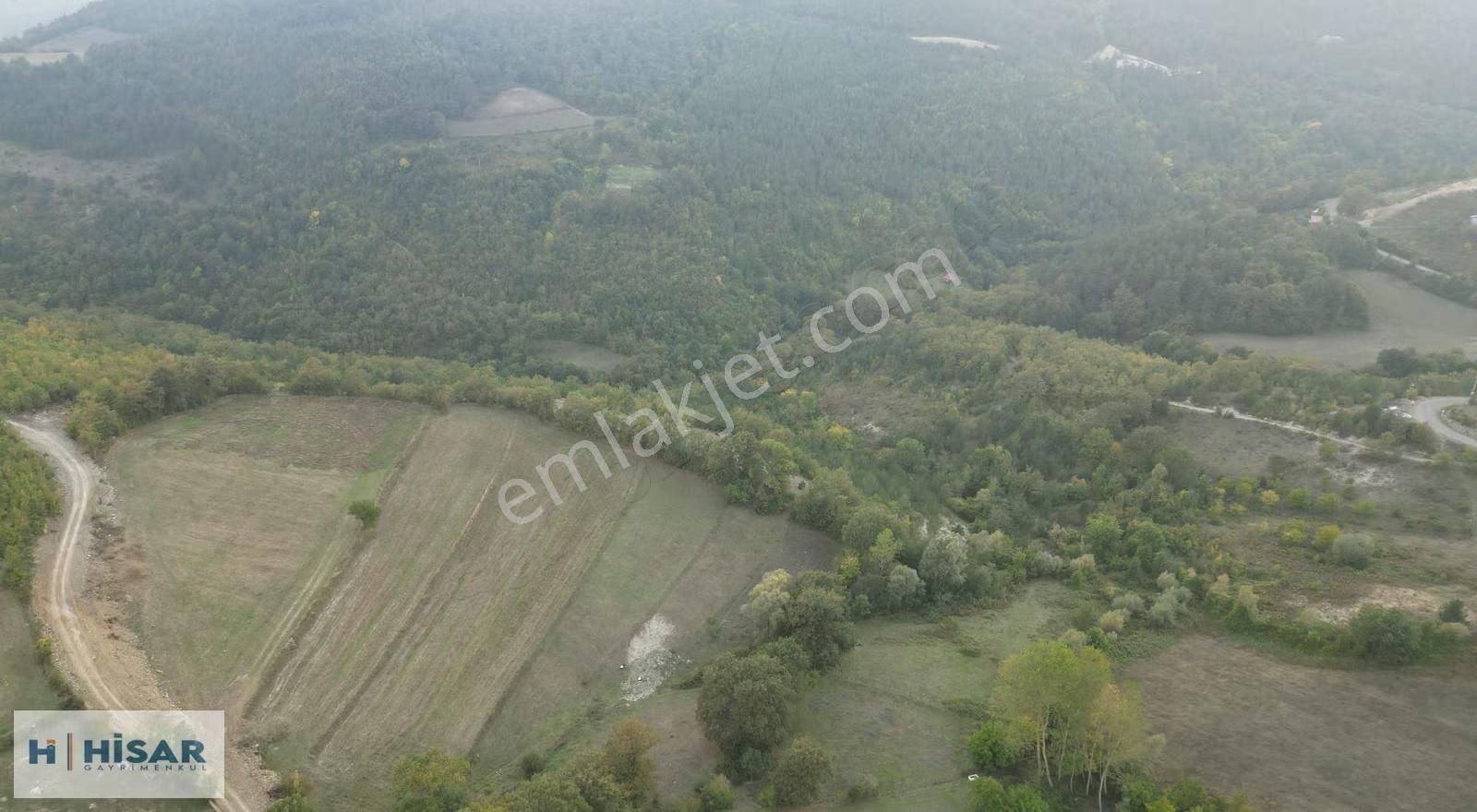 Hisardan-ev Yapımna Uygun-kadastro Yolu-asfalt Yol-çevrili Tarla - Görsel 13
