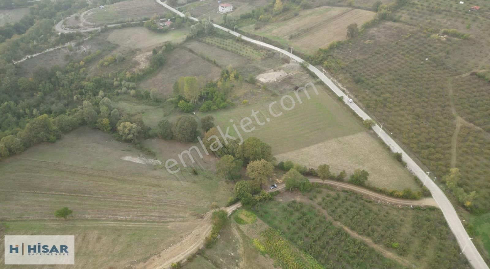 Hisardan-ev Yapımna Uygun-kadastro Yolu-asfalt Yol-çevrili Tarla - Görsel 12