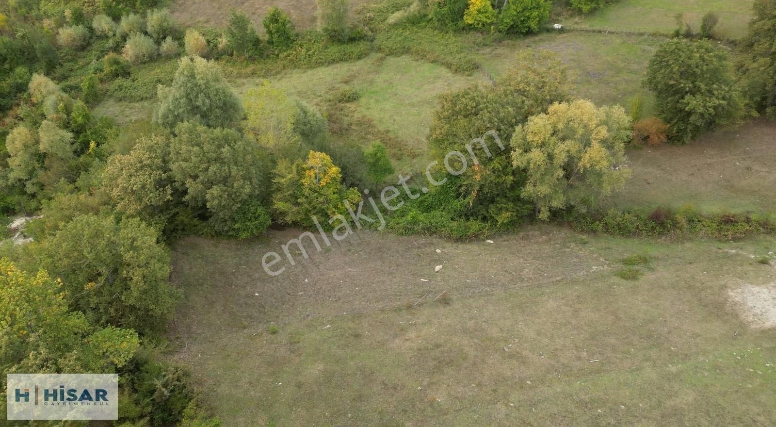 Hisardan-ev Yapımna Uygun-kadastro Yolu-asfalt Yol-çevrili Tarla