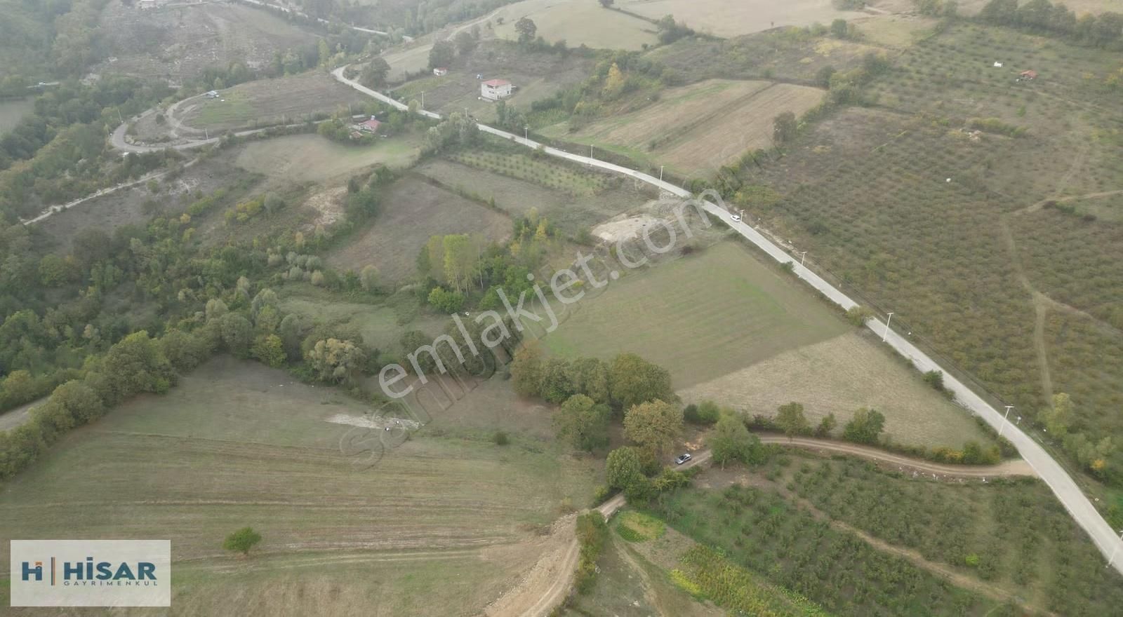 Hisardan-ev Yapımna Uygun-kadastro Yolu-asfalt Yol-çevrili Tarla - Görsel 11