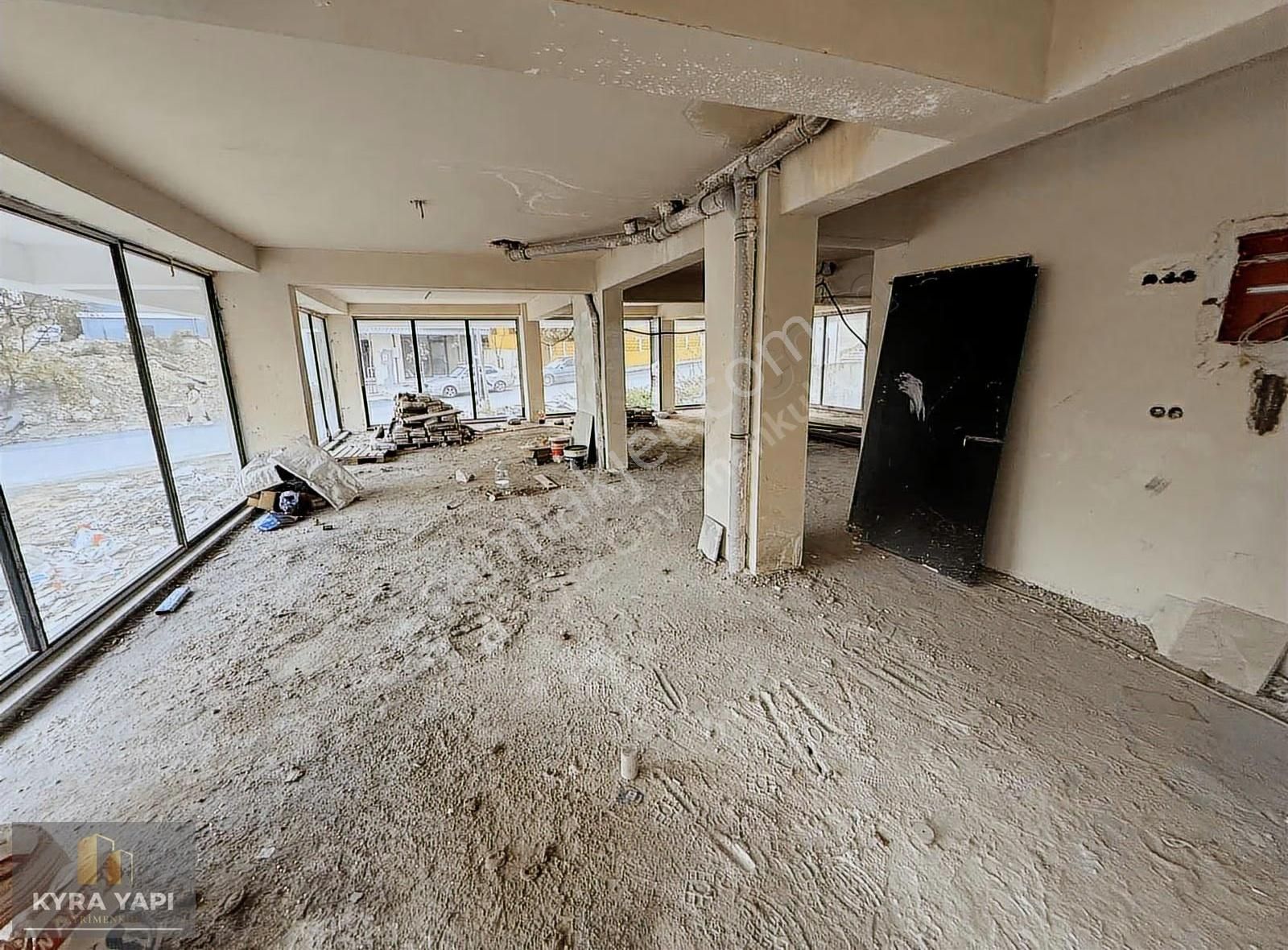 Hadımköy Mah Tır Girişli 3000m2 3 Tapu 4 Adet Dükkan Mağaza - Görsel 21