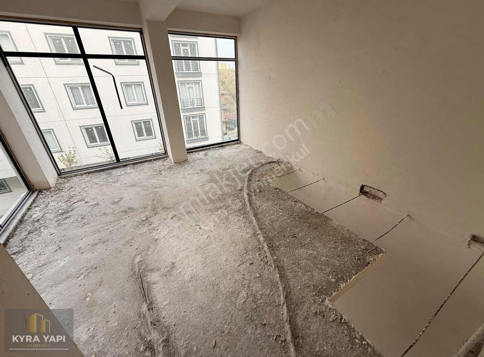 Hadımköy Mah Tır Girişli 3000m2 3 Tapu 4 Adet Dükkan Mağaza - Görsel 8