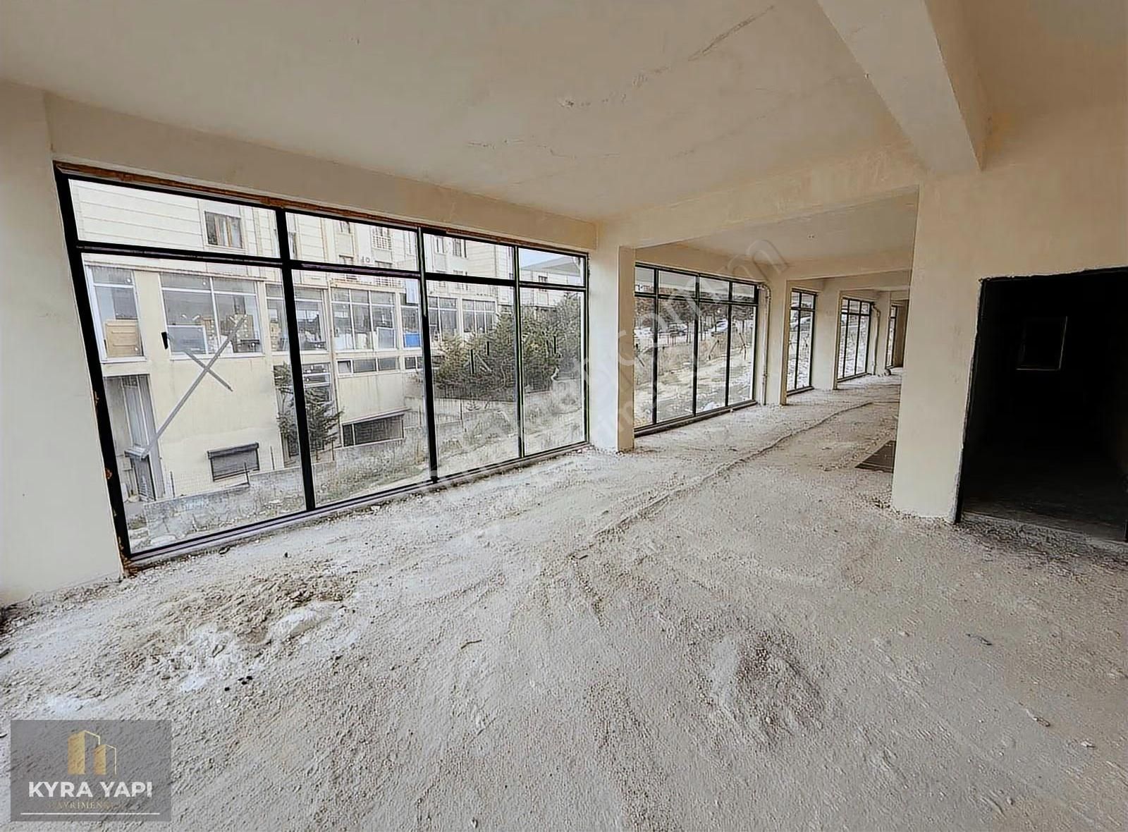 Hadımköy Mah Tır Girişli 3000m2 3 Tapu 4 Adet Dükkan Mağaza - Görsel 6