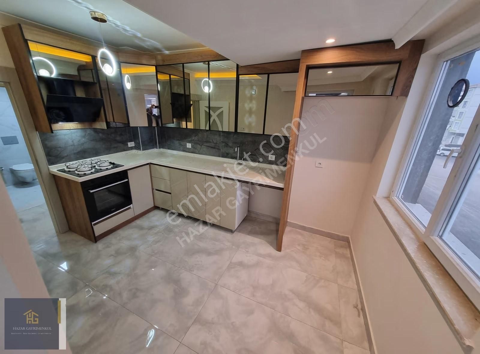 Hazardan--çok Acil--okullar Bölgesinde Ön Cephe Arakat 2+1 - Görsel 4