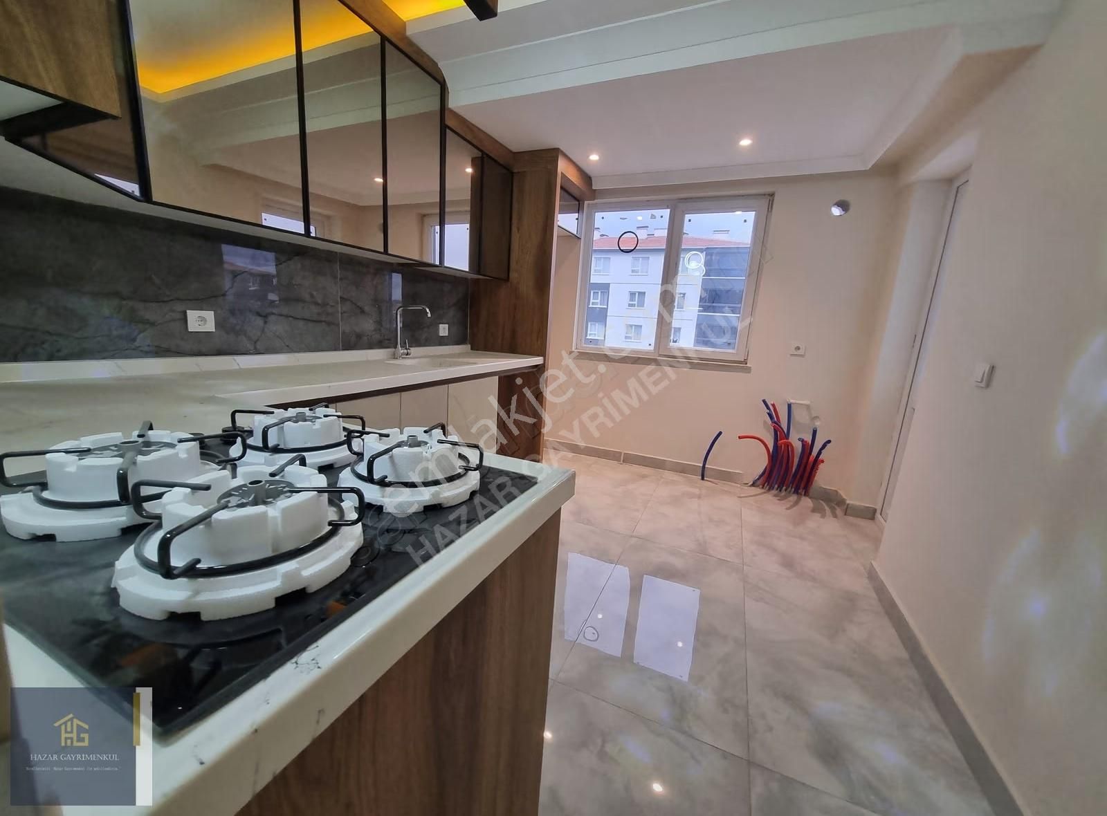 Hazardan--çok Acil--okullar Bölgesinde Ön Cephe Arakat 2+1 - Görsel 22