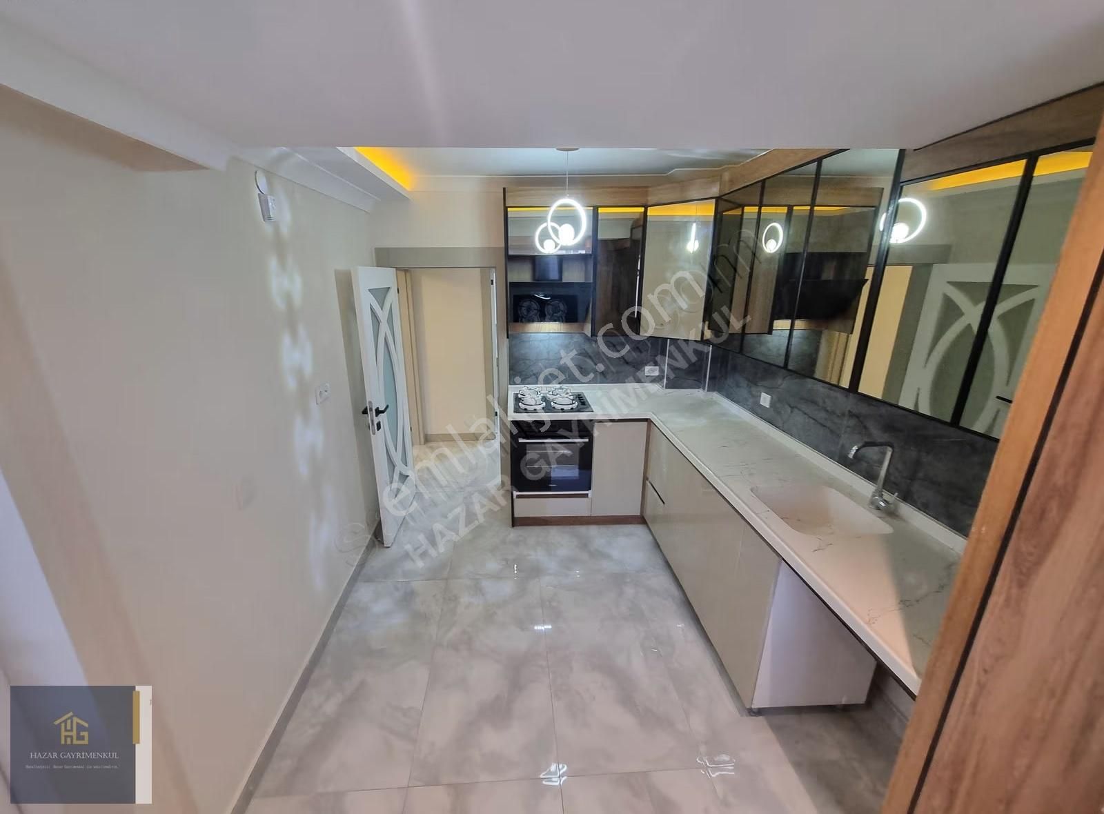 Hazardan--çok Acil--okullar Bölgesinde Ön Cephe Arakat 2+1 - Görsel 9