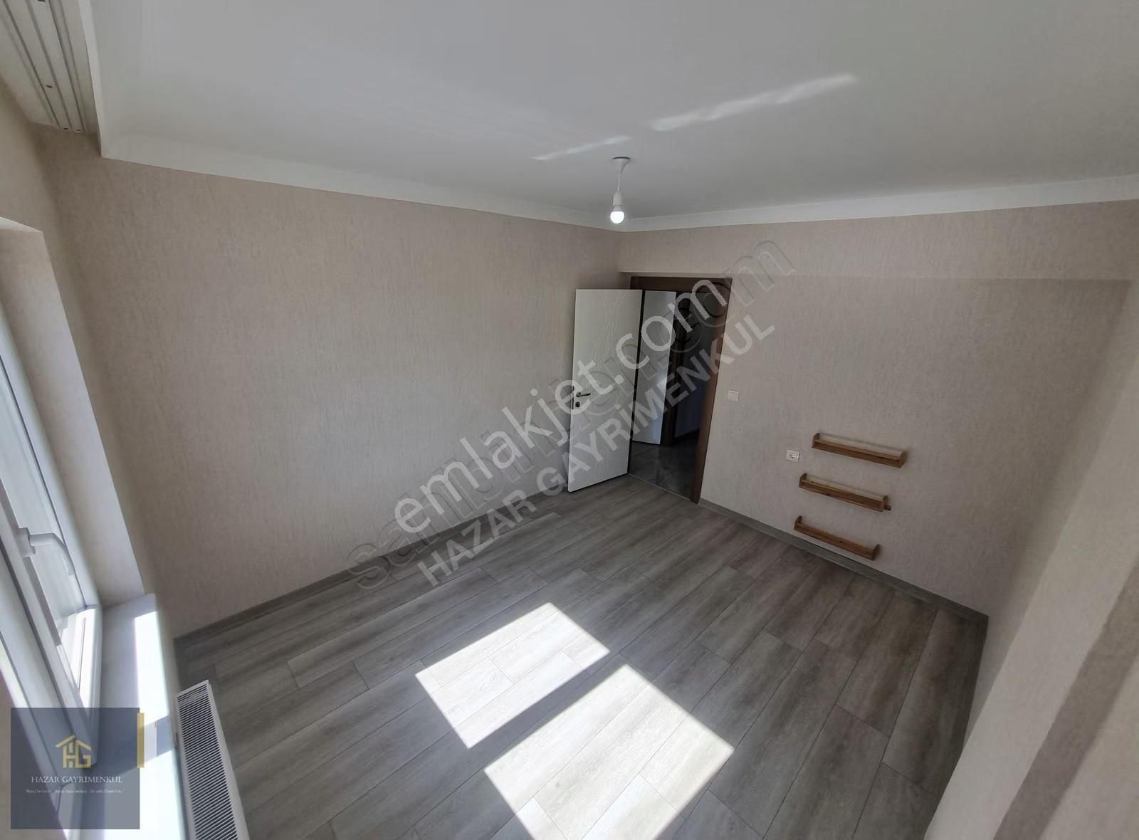 Hazardan-fırsat-okul Dibinde Kombi Petek Cam Balkon Ön Cephe 3+1 - Görsel 25