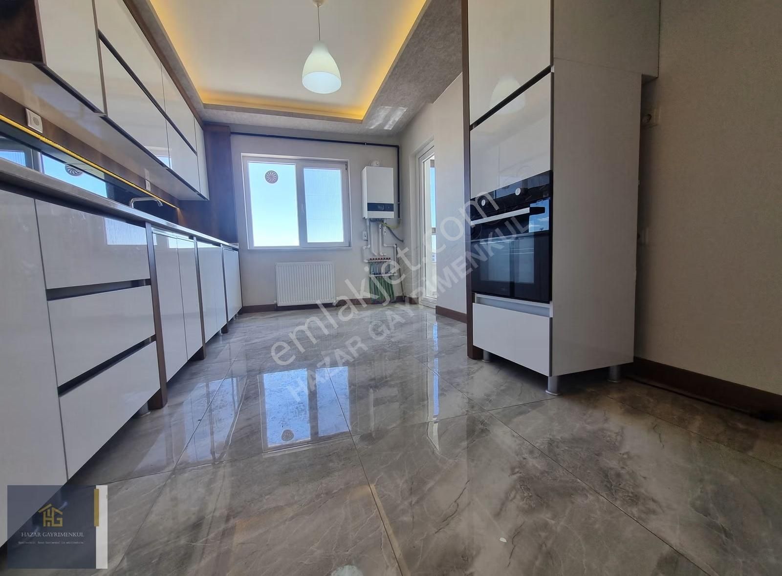 Hazardan-fırsat-okul Dibinde Kombi Petek Cam Balkon Ön Cephe 3+1 - Görsel 8