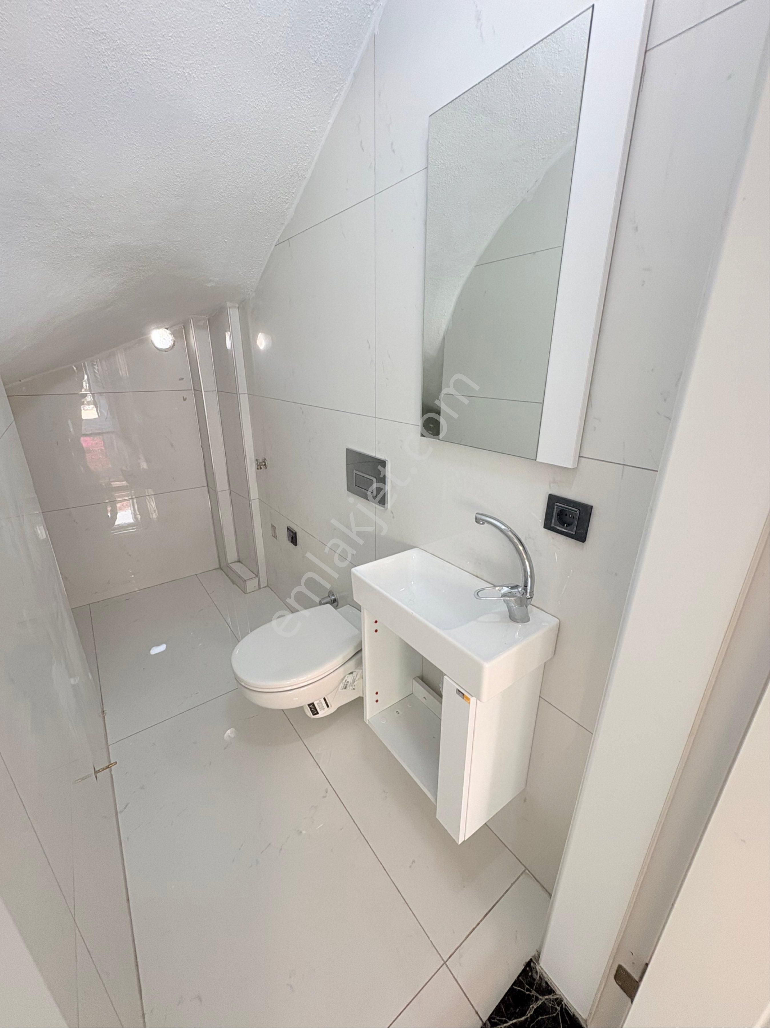 Özderede Ful Deniz Manzaralıve Otoparklı 3+1 Villa - Görsel 18