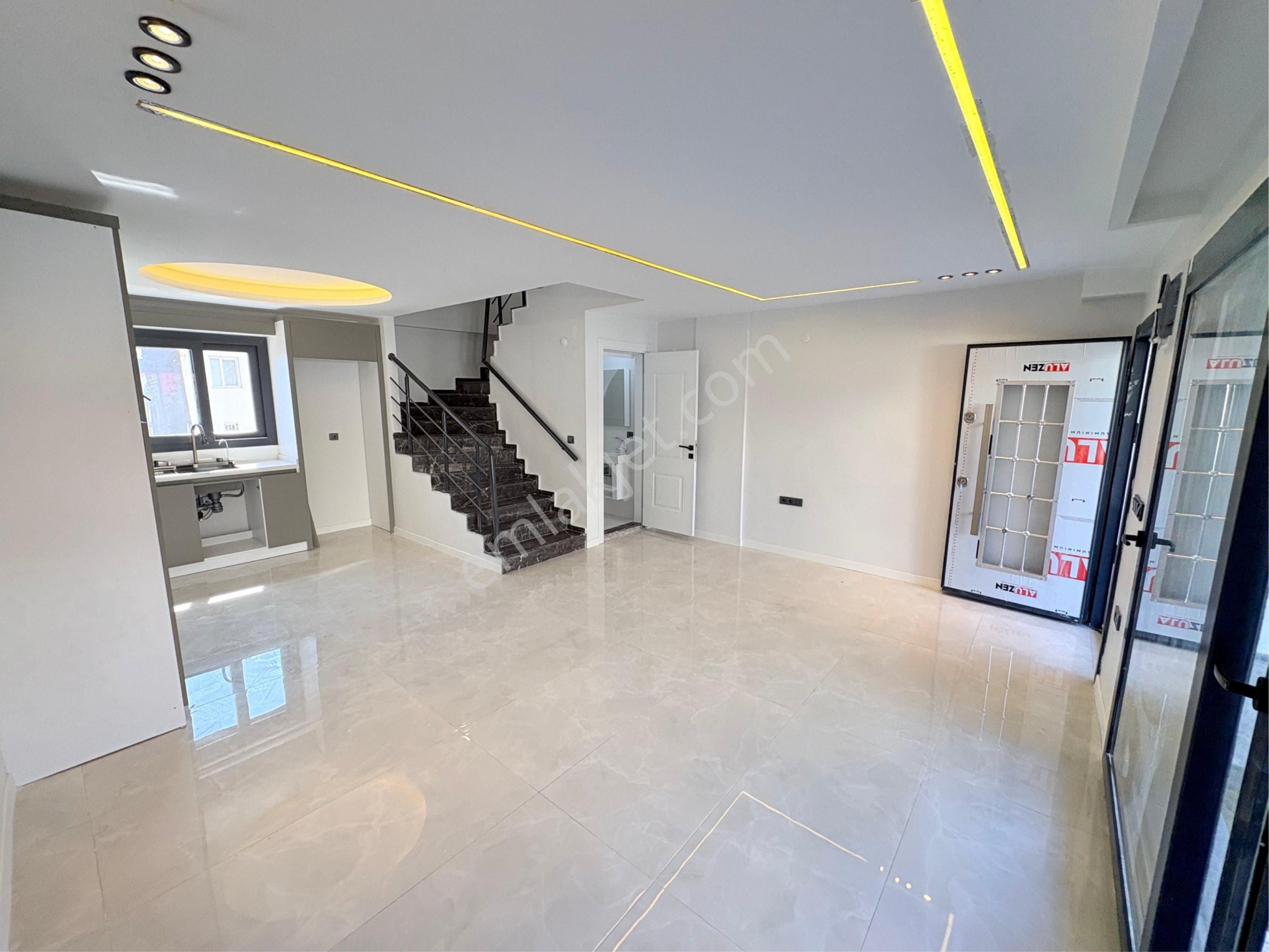 Özderede Ful Deniz Manzaralıve Otoparklı 3+1 Villa - Görsel 14