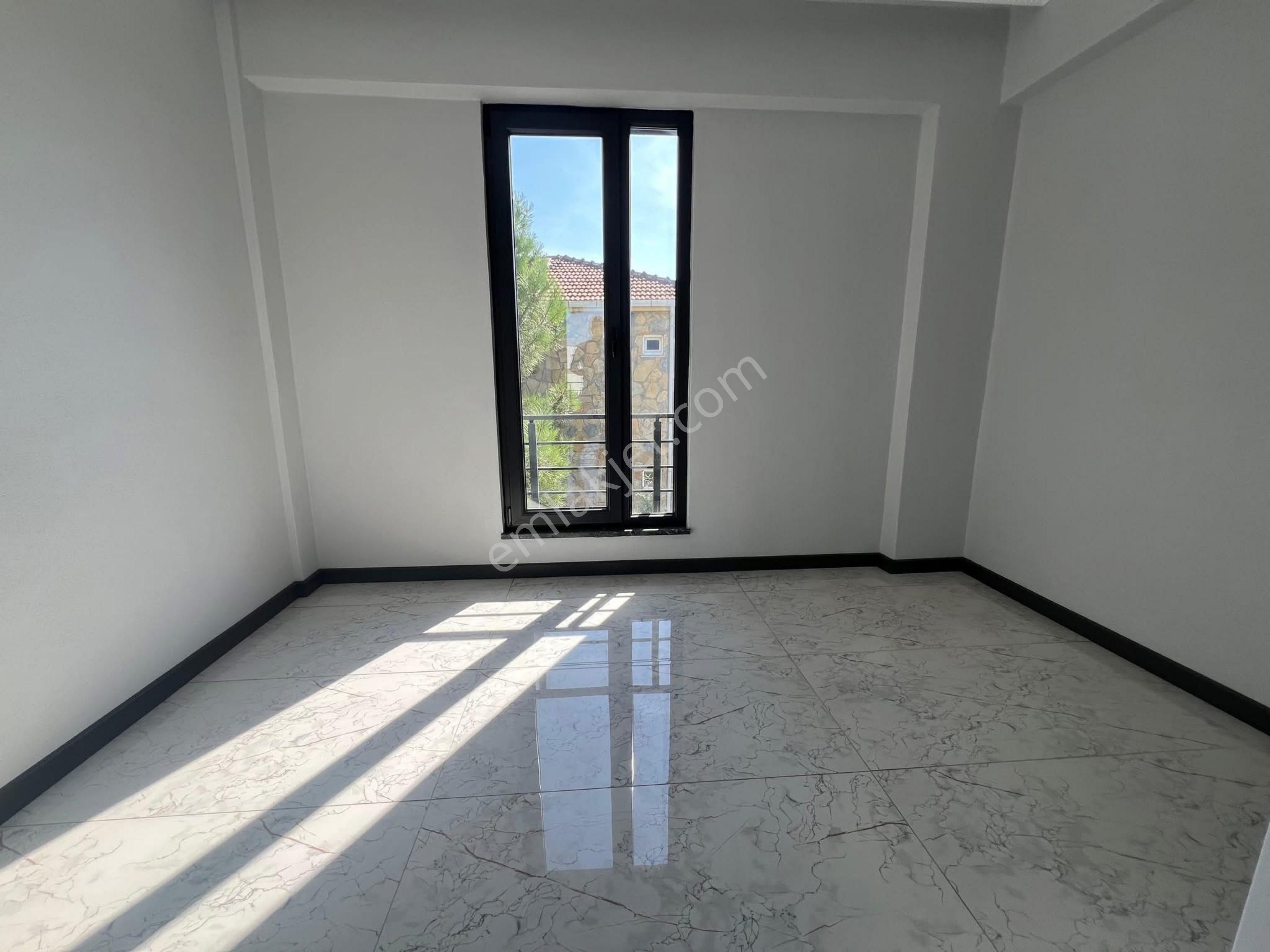 Karasu Aziziye Mah 313 M2 Arsa İçerisinde Tamamen Müstakil, Deniz Ve Göl Manzaralı 4+1 Satılık Villa - Görsel 26