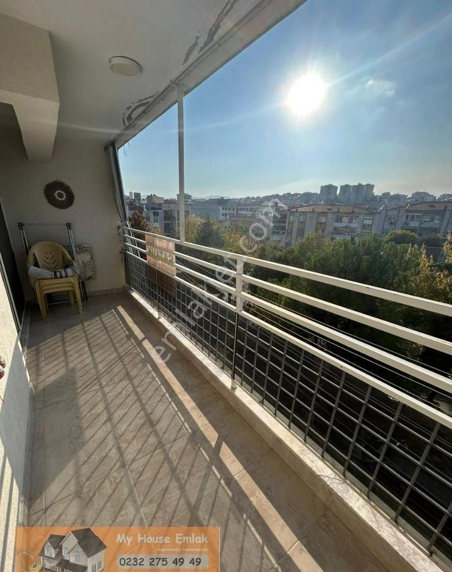 İzmir Yeşilyurt'da Satılık 3+1 Geniş Ferah Daire - Görsel 4