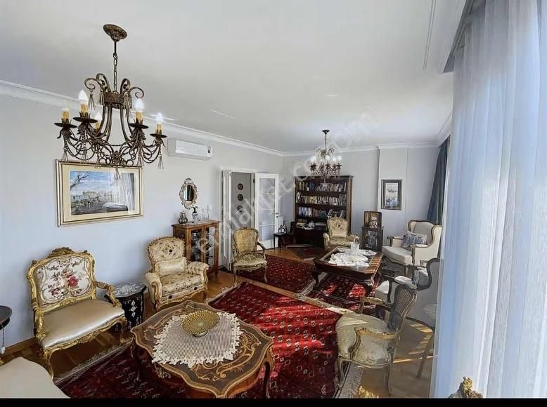 Kalamış'ta Ana Caddeye 1. Paralel 3+1 Kısmı Deniz Manzarası - Görsel 10