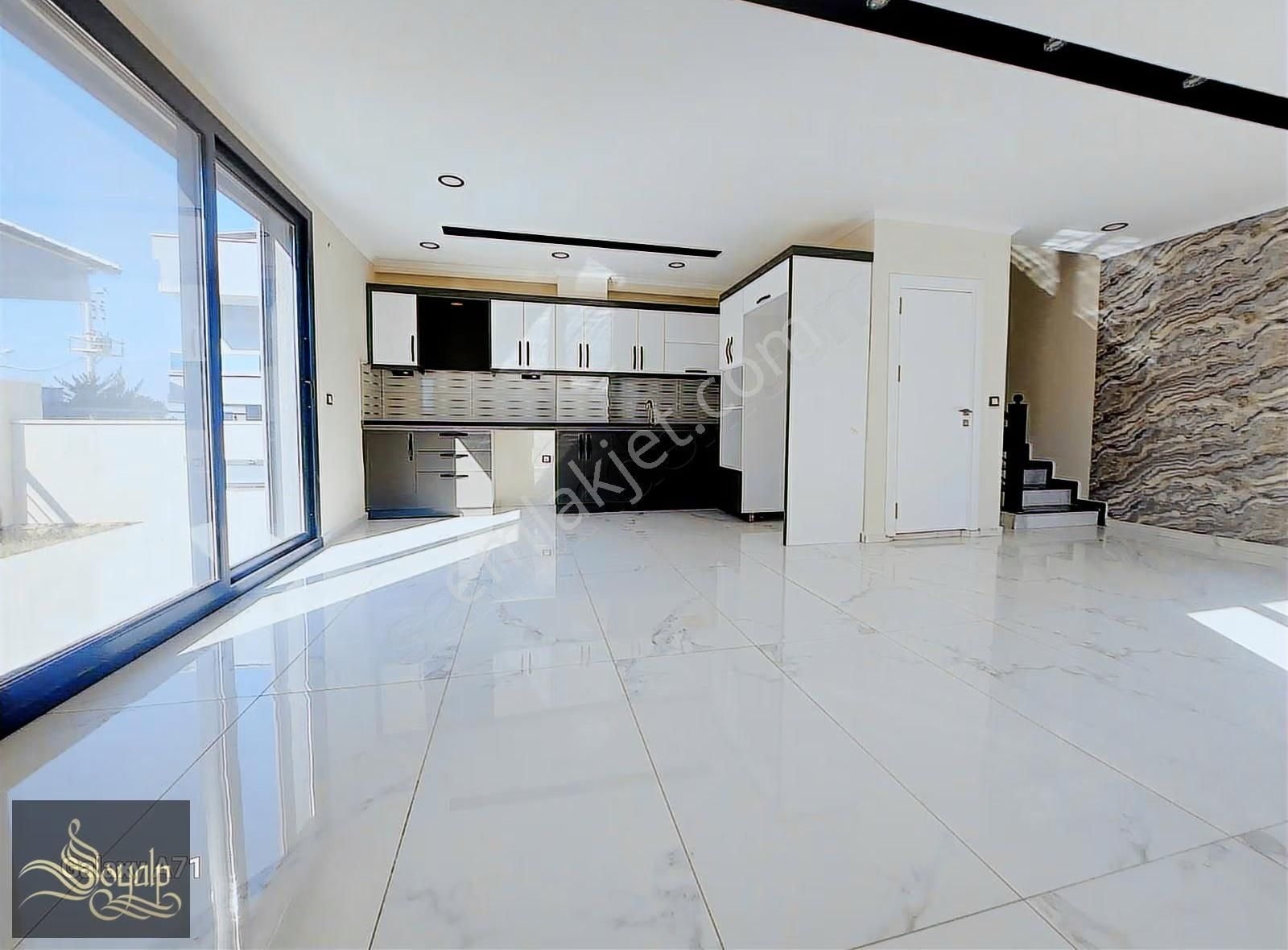 Didim'in Seyri Bu Villadan Yapılır 3+1 Deniz Manzaralı Satılık - Görsel 3