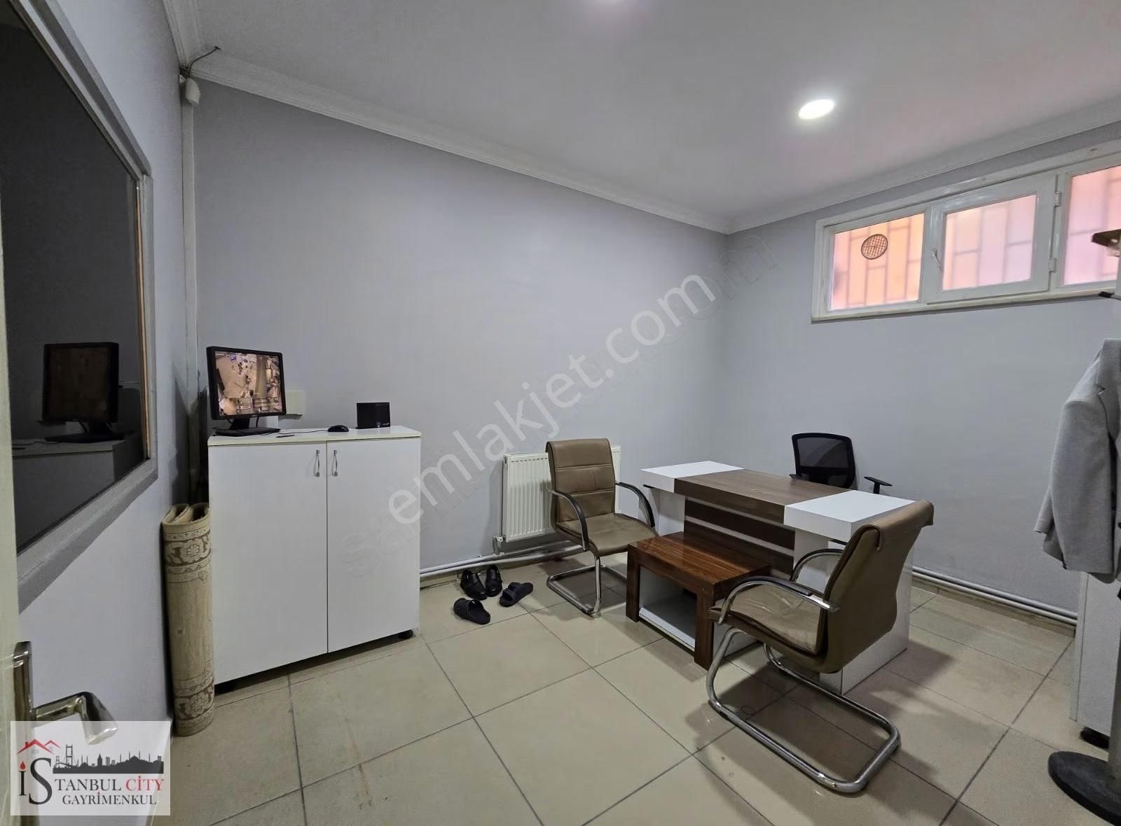 Esenyurtta Caddeüzeri Satılık 2 Katlı 250m2 Dükkan - Görsel 5