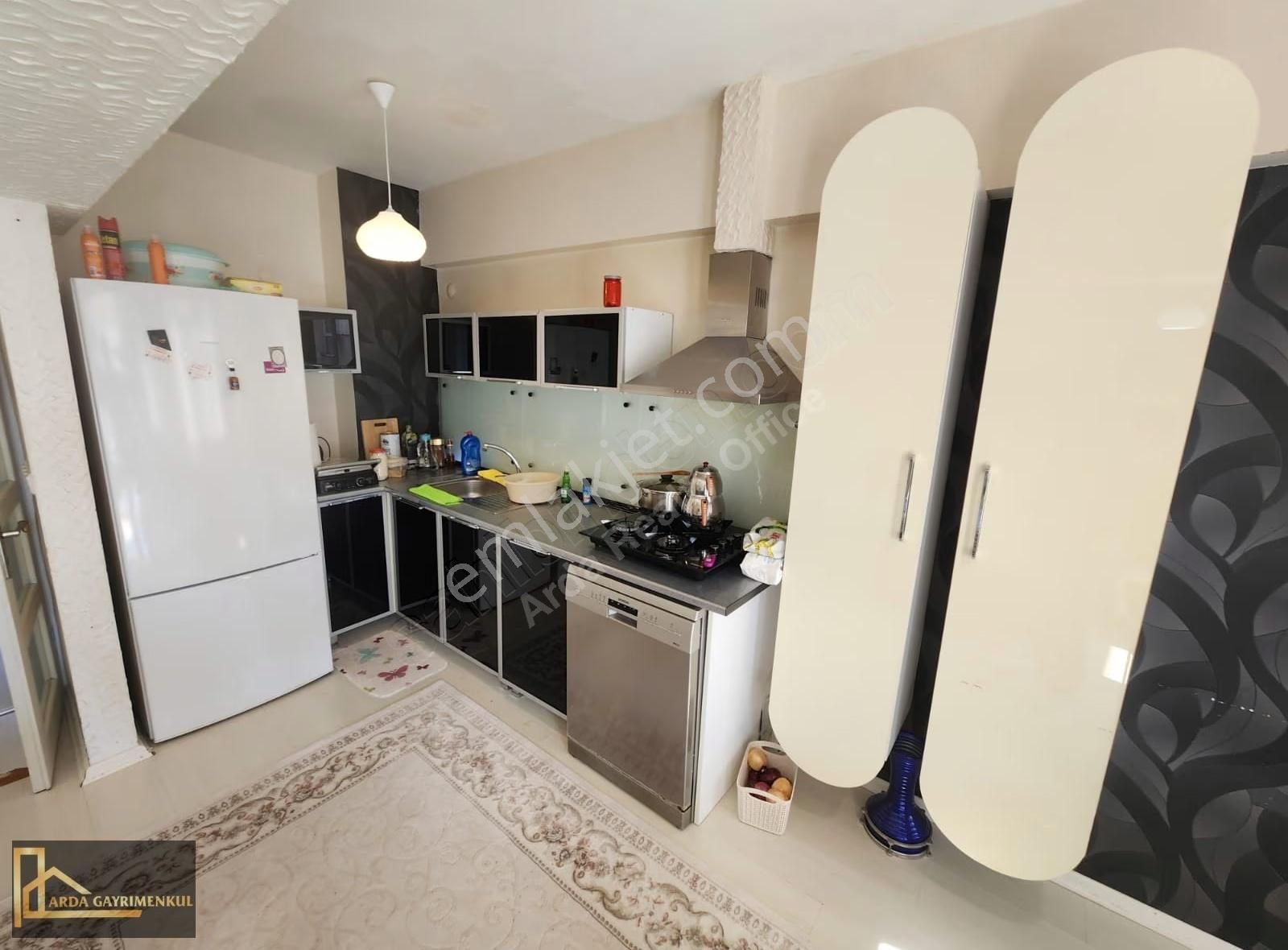 K.yaka Çocuk Yuvası Ve Çarşı Yakını Çift Cephe 2+1 105 M2 - Görsel 20