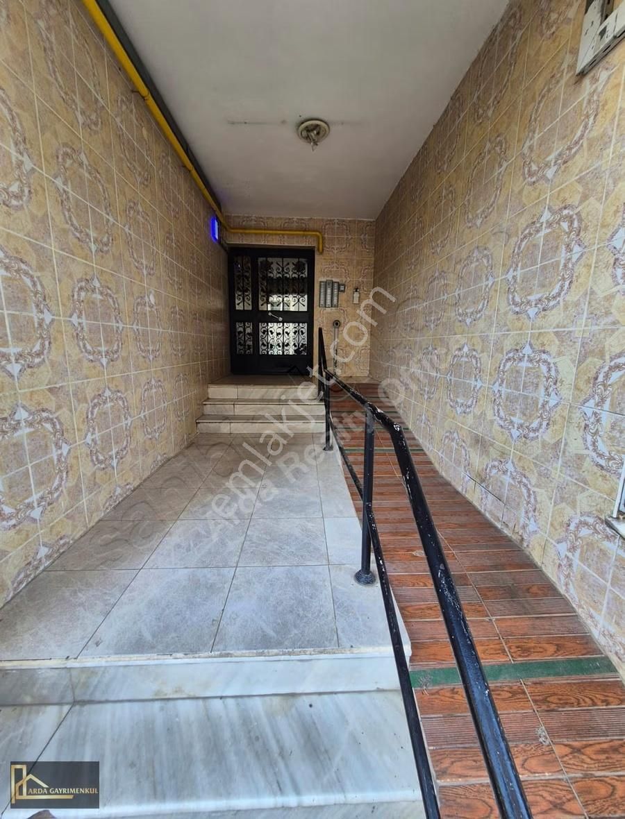 Zübeyde Hanım Mah. Ultura Lüks Site İçi 3+1 140 M2