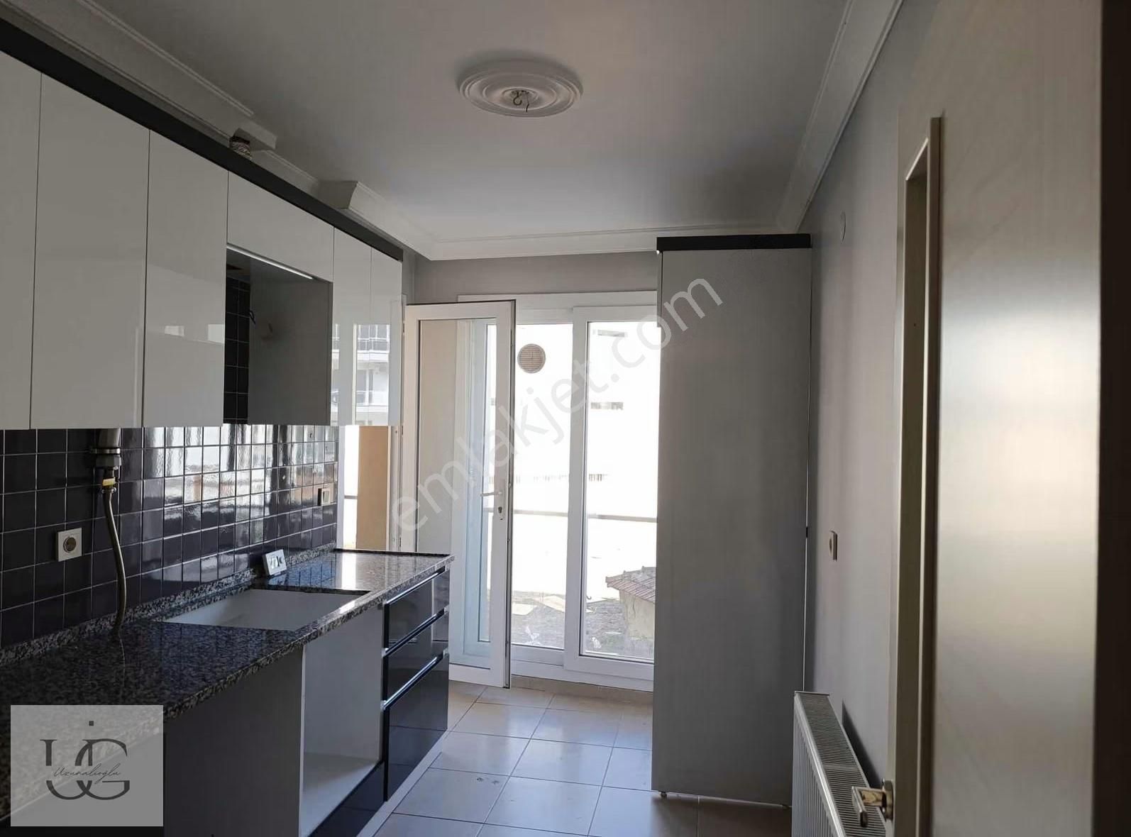 Genç Bina Arakat Cadde Üstü 3+1 Asansörlü Satılık Daire - Görsel 13