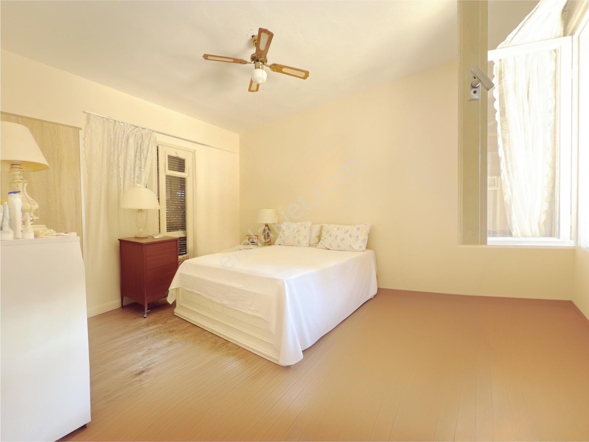 Çeşme Şantiye Pilaj Evlerinde Satılık Villa - Görsel 25