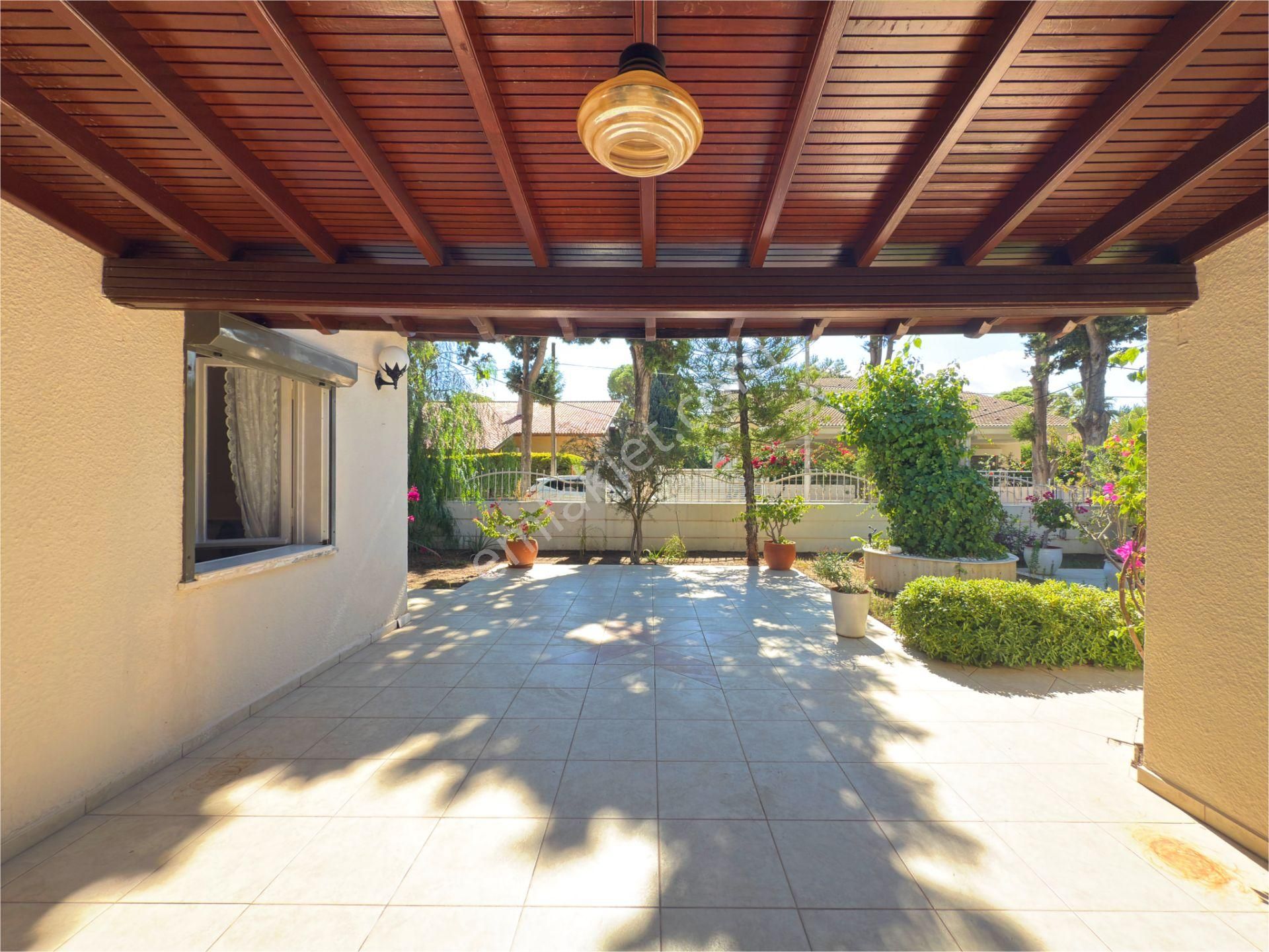 Çeşme Şantiye Pilaj Evlerinde Satılık Villa - Görsel 10