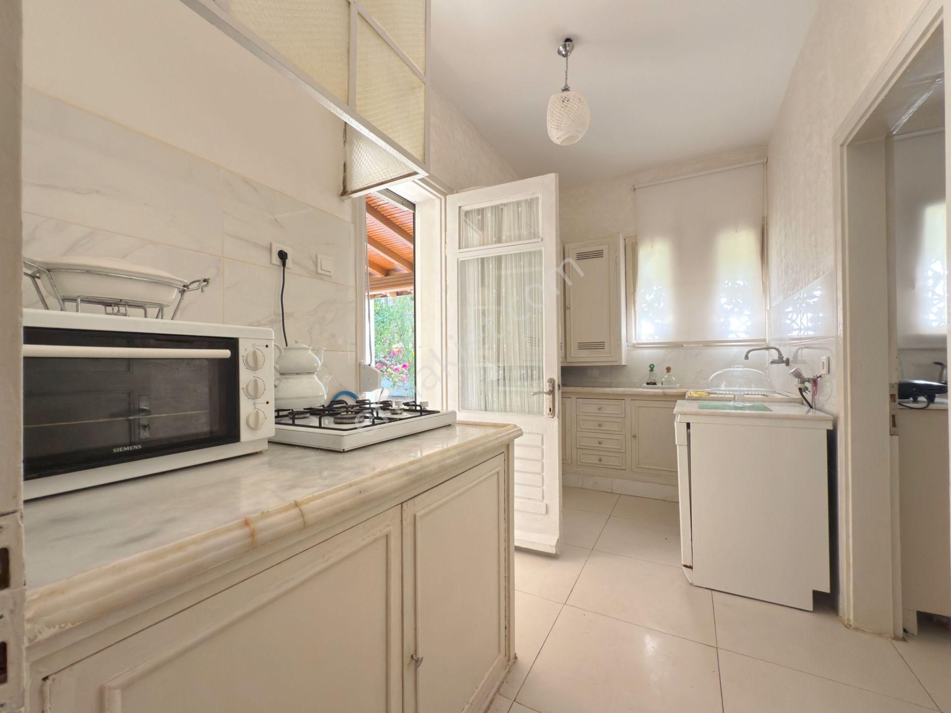 Çeşme Şantiye Pilaj Evlerinde Satılık Villa - Görsel 16