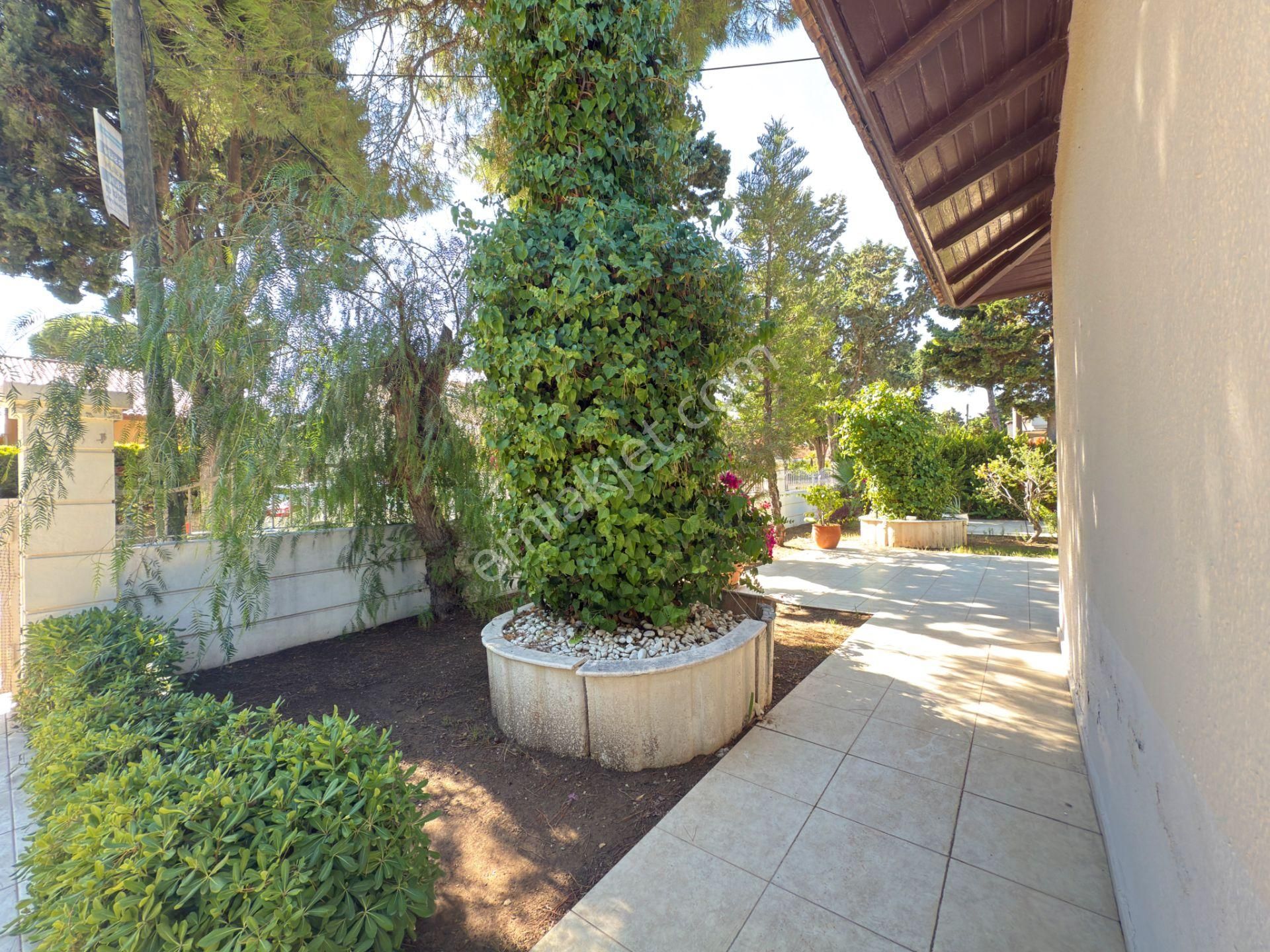 Çeşme Şantiye Pilaj Evlerinde Satılık Villa - Görsel 5