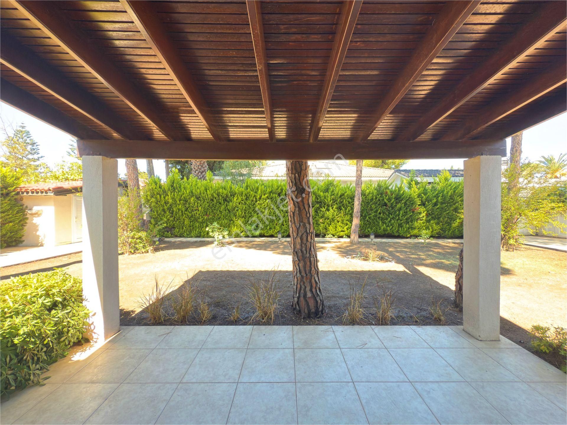 Çeşme Şantiye Pilaj Evlerinde Satılık Villa - Görsel 9